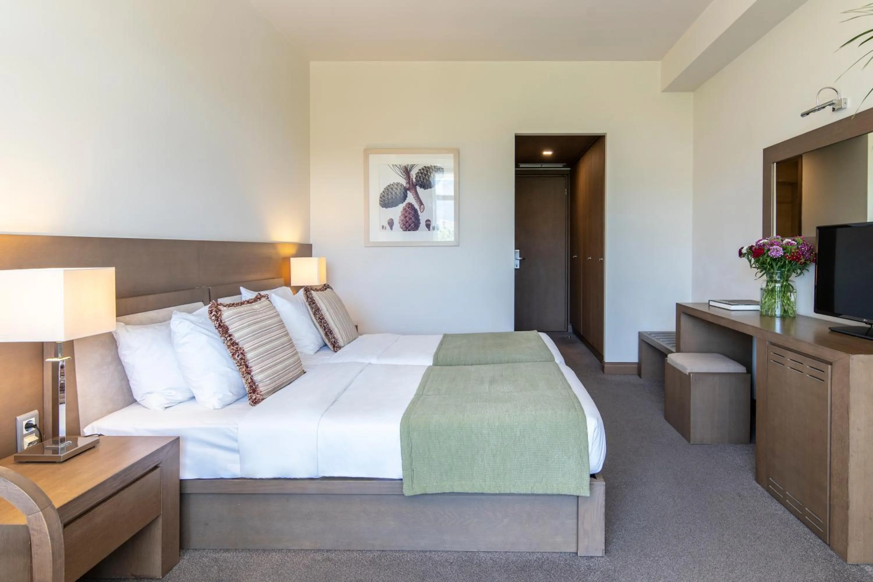 Bed in Amalia Hotel Athens