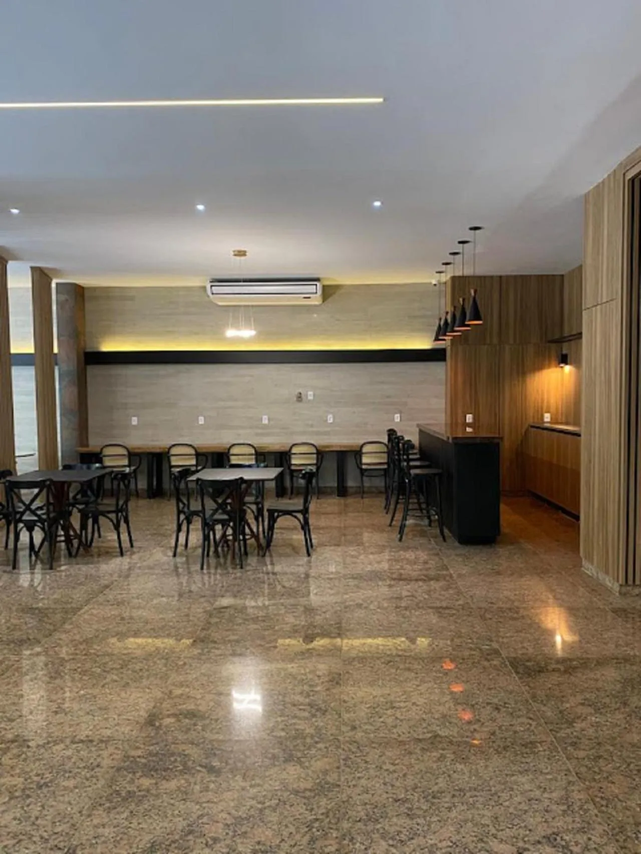 Lobby or reception in Maper Ouro - by Easy Hotéis