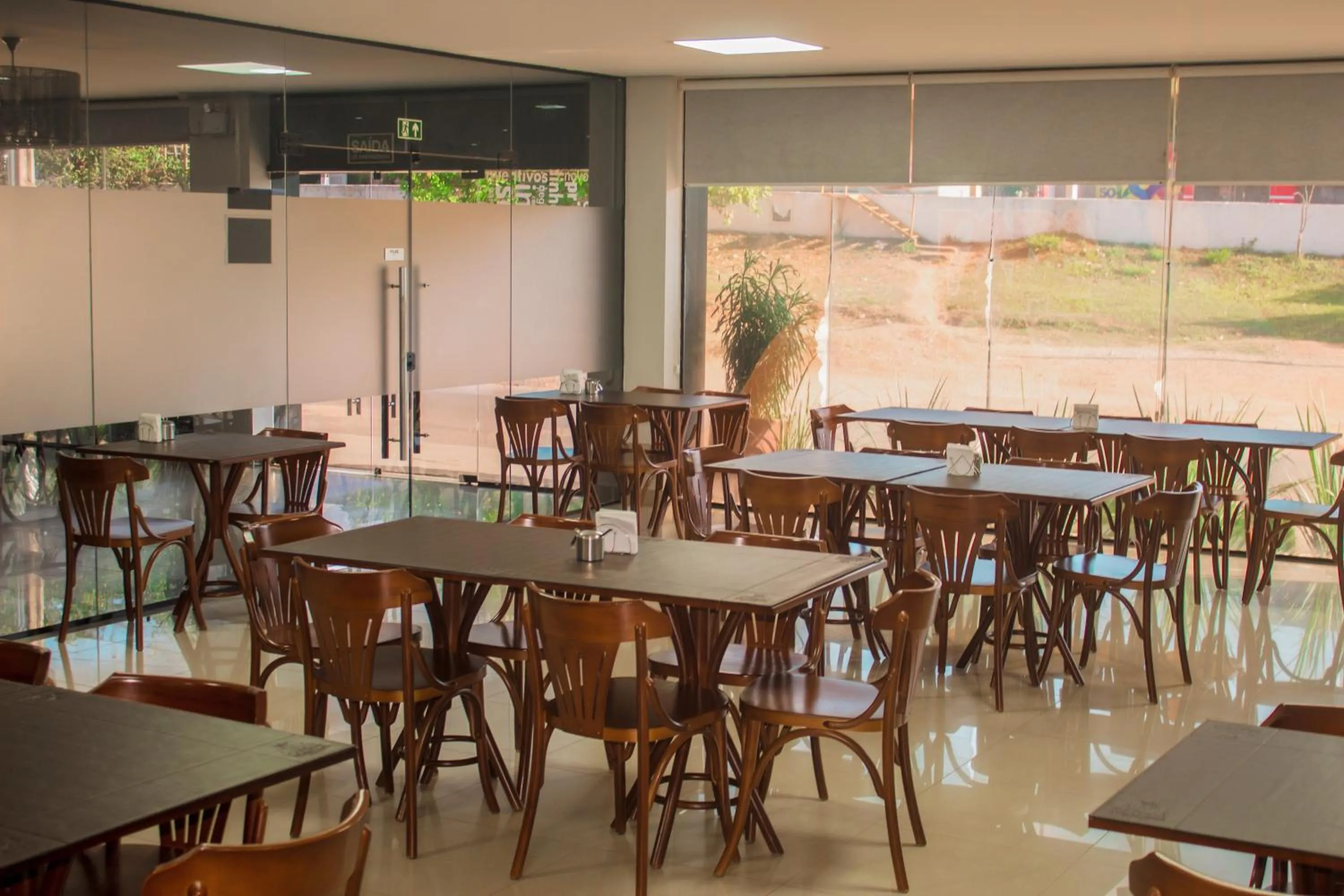 Restaurant/places to eat in MAPER MARDAN