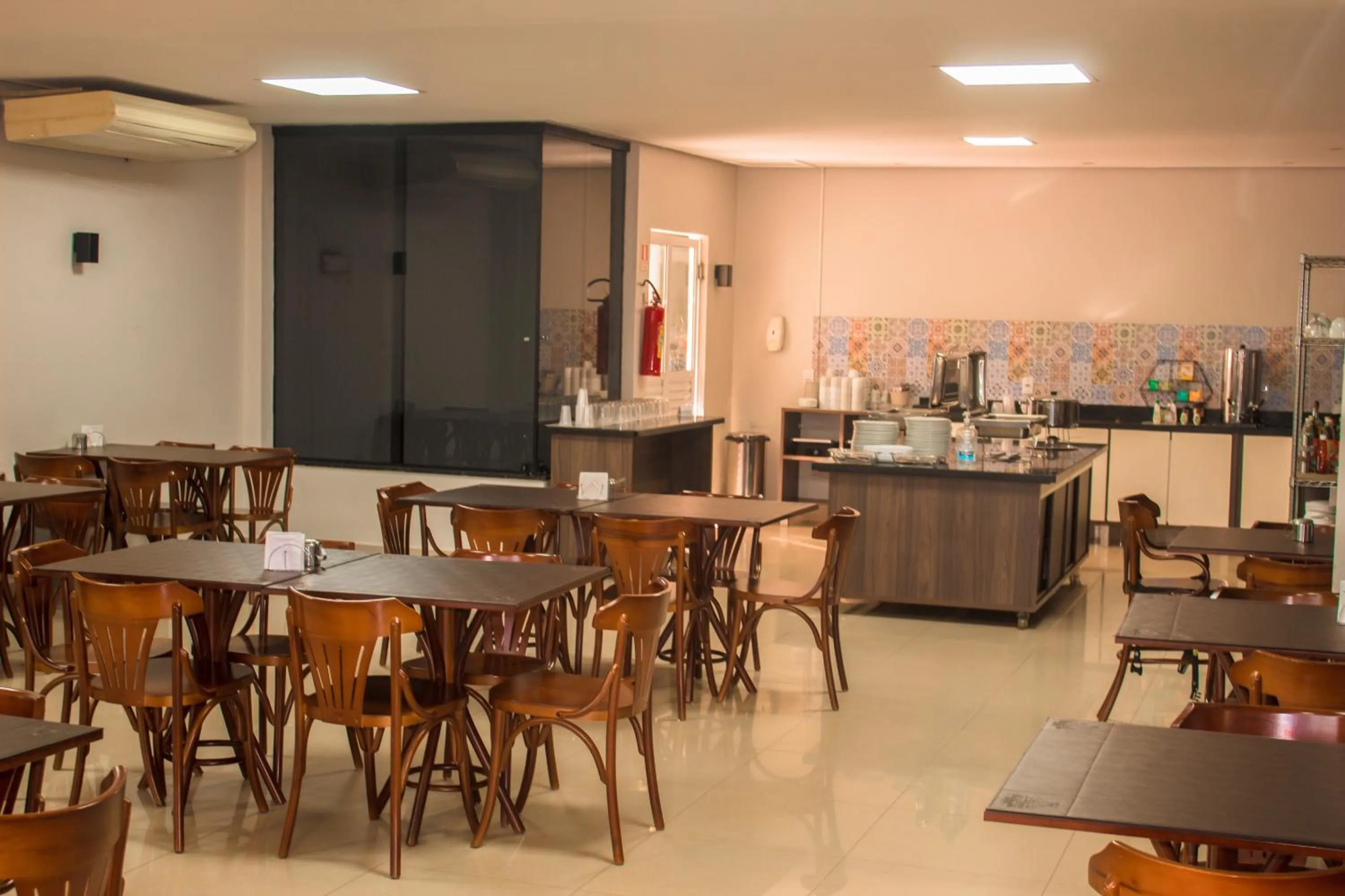 Restaurant/places to eat in MAPER MARDAN