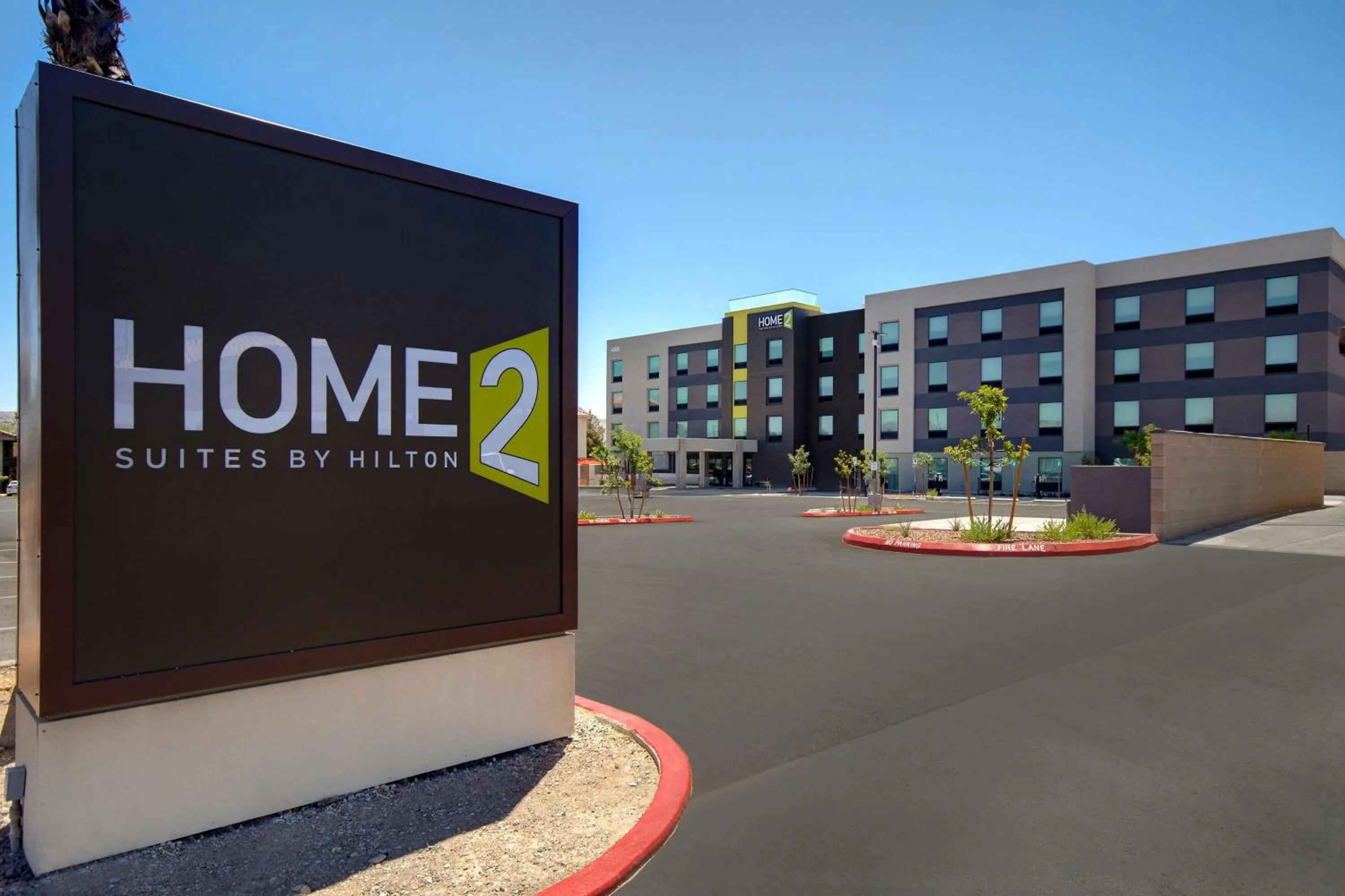Property building in Home2 Suites By Hilton Las Vegas North