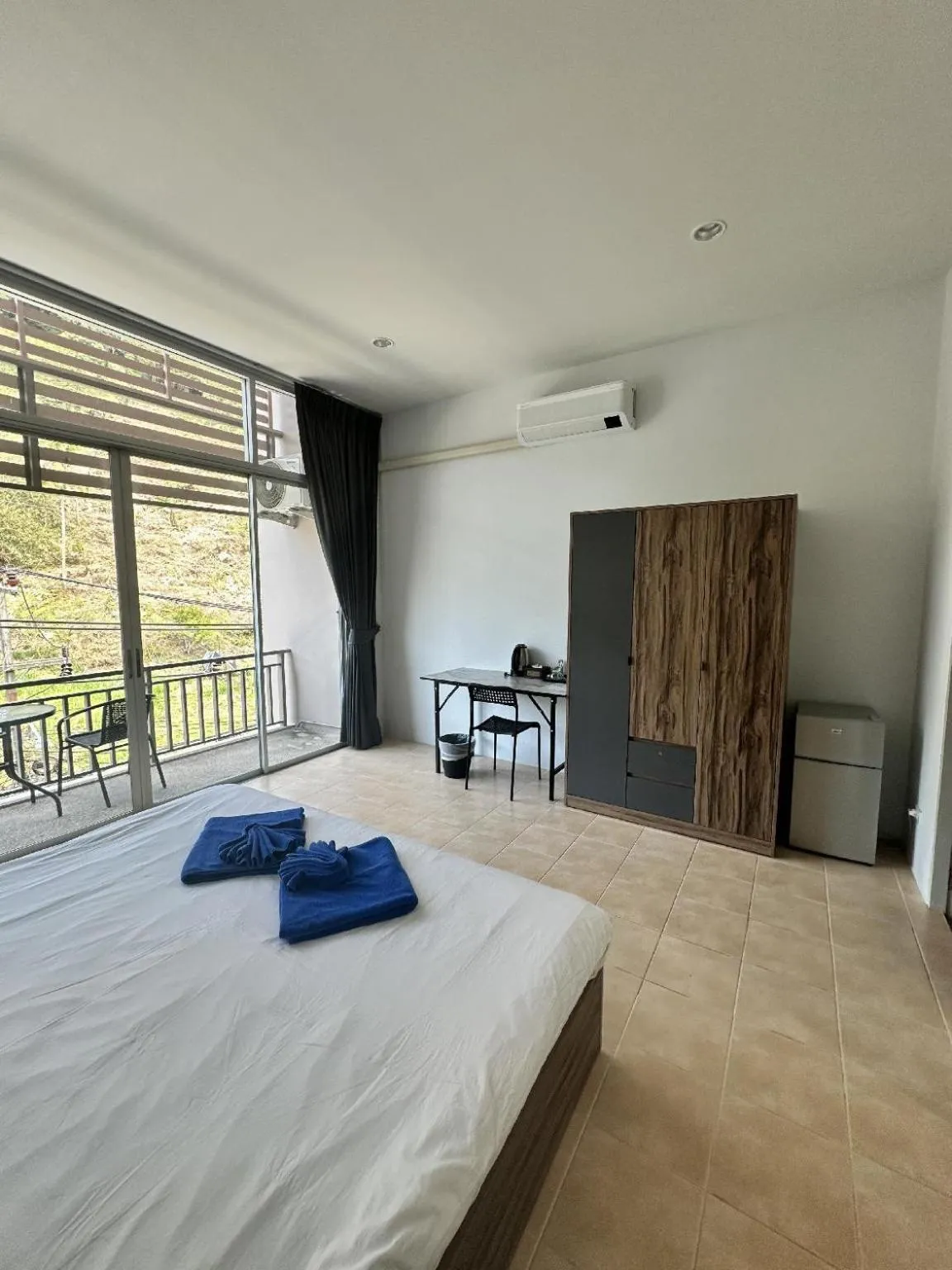 Bed in Kata Sea Blue