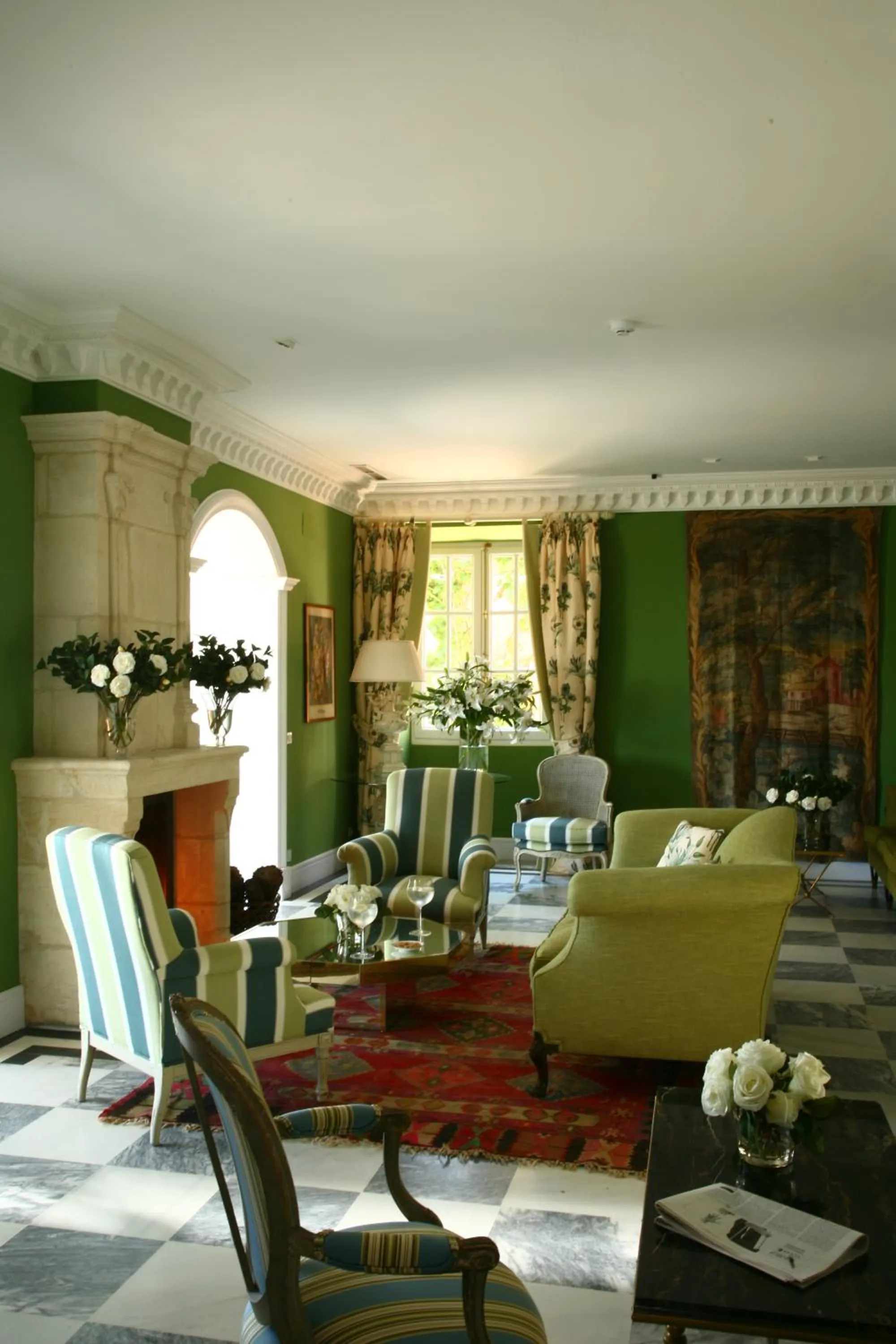 Communal lounge/ TV room in Hotel Valdepalacios Gourmand 5* GL