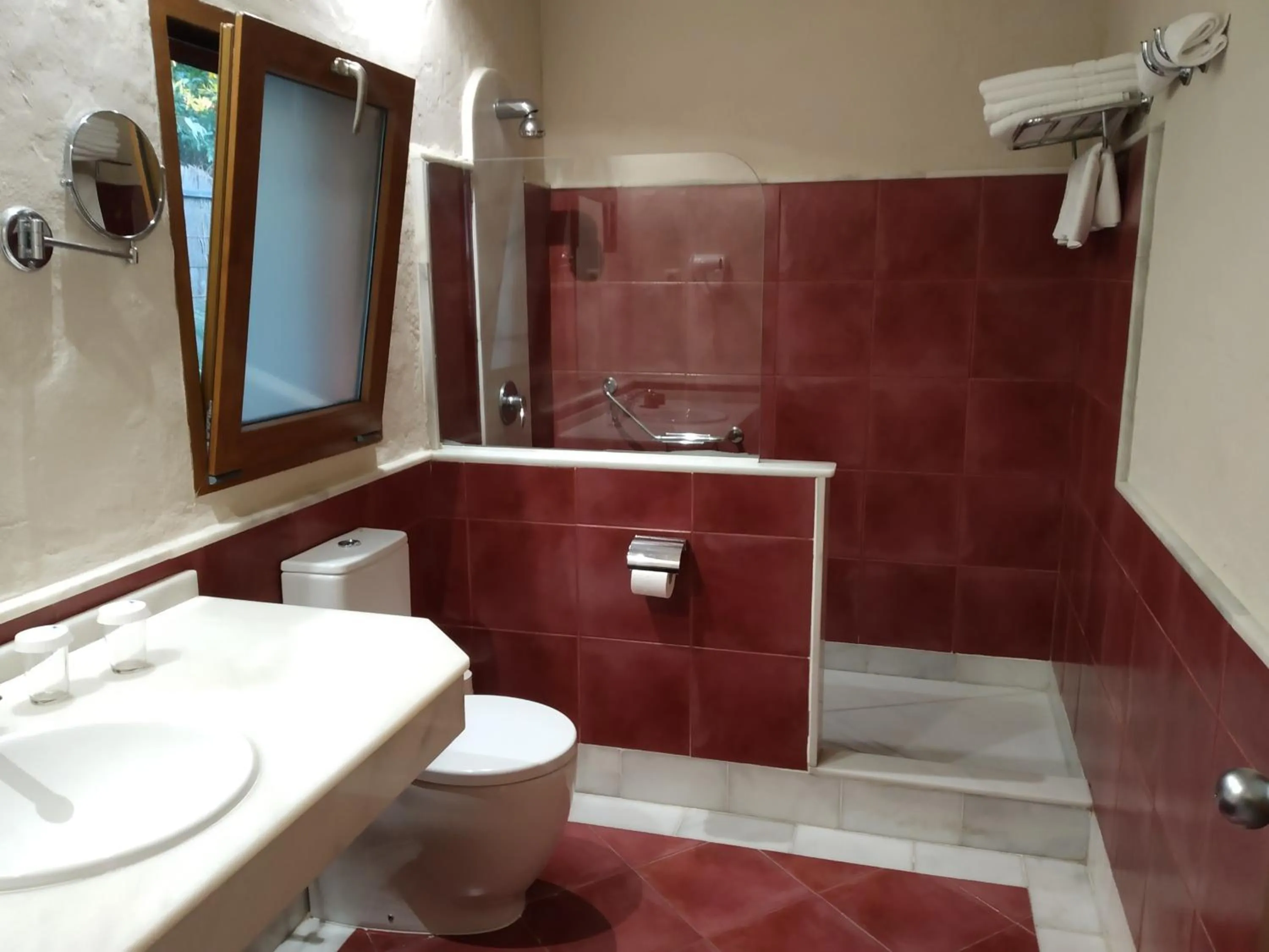 Bathroom in Beach Hotel Dos Mares