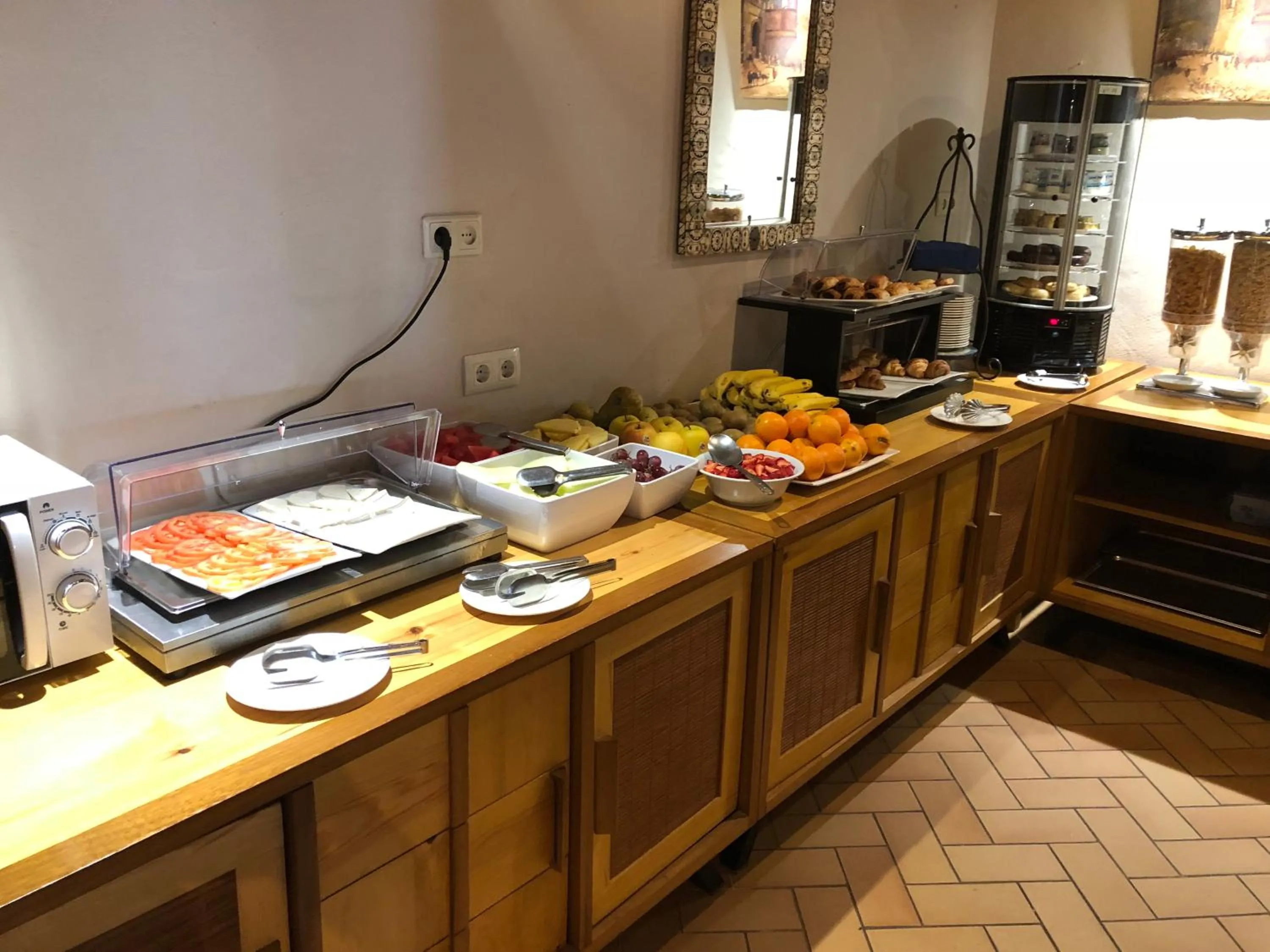 Breakfast in Beach Hotel Dos Mares