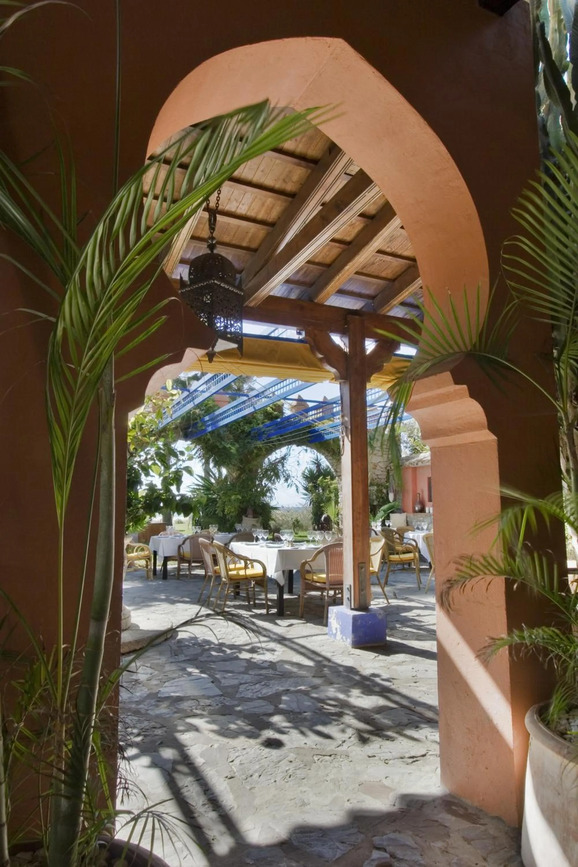 Restaurant/places to eat in Beach Hotel Dos Mares