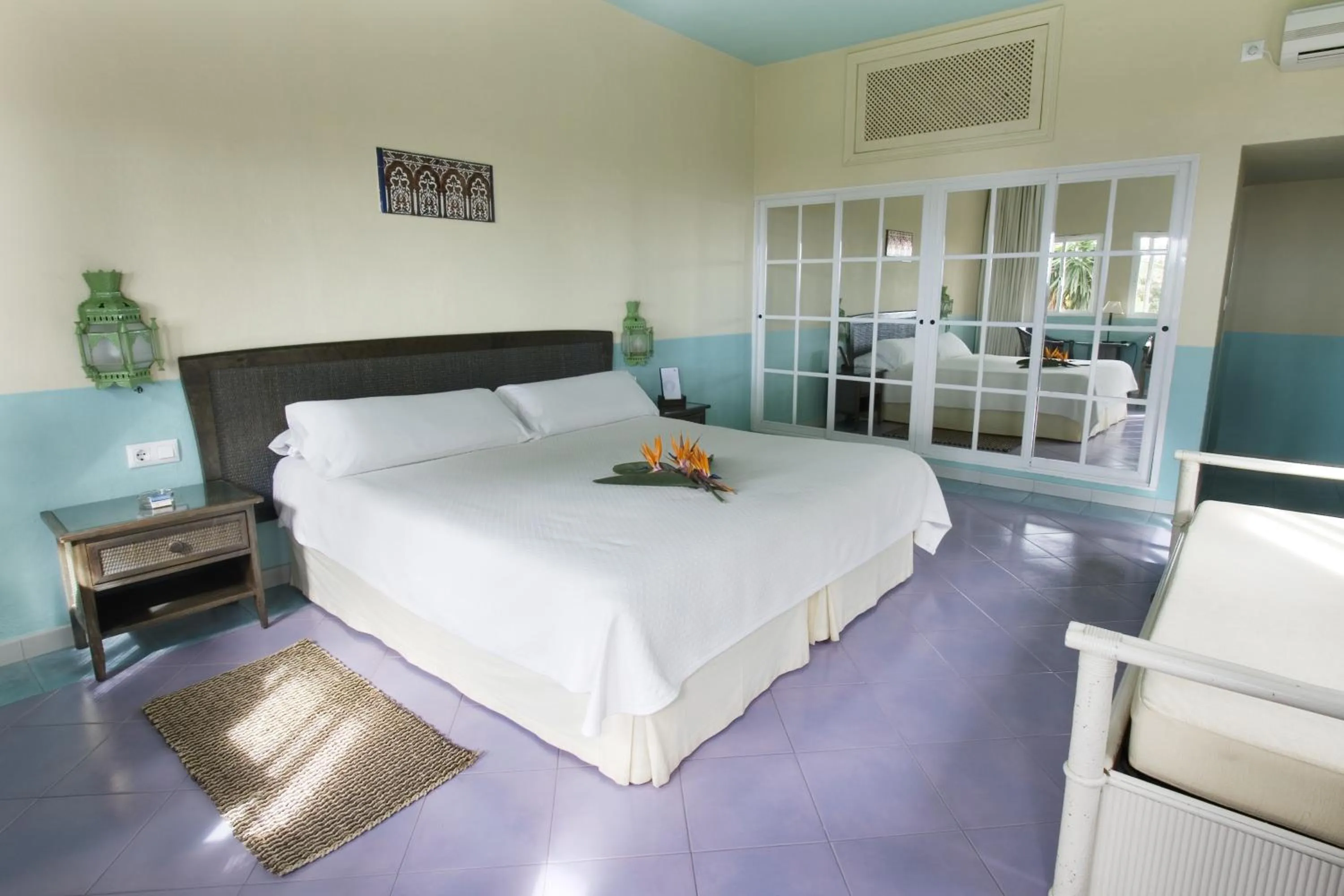 Photo of the whole room, Bed in Beach Hotel Dos Mares