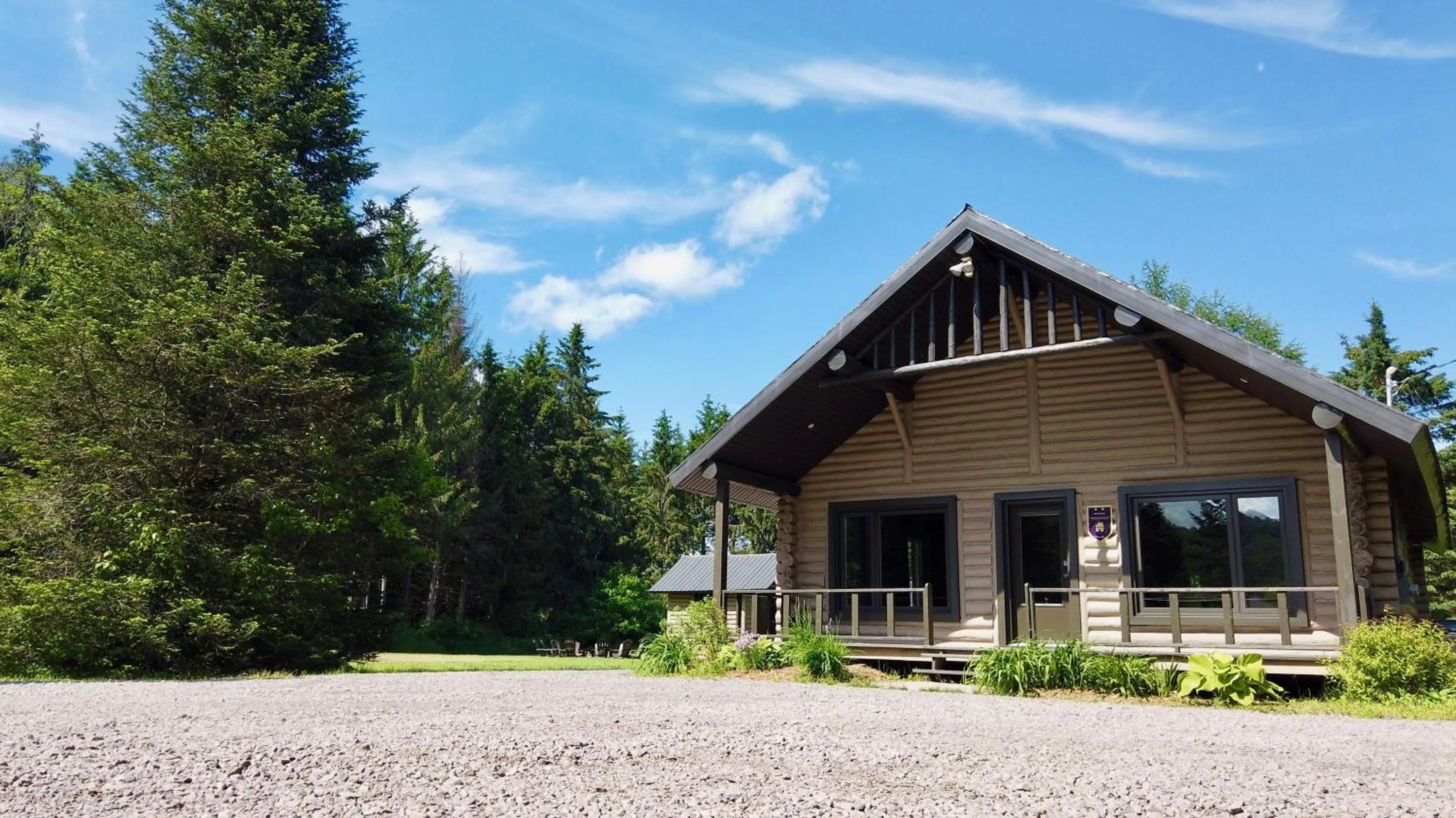 Les Chalets Tourisma - Chalet en bois rond avec spa - Chalet du 4e