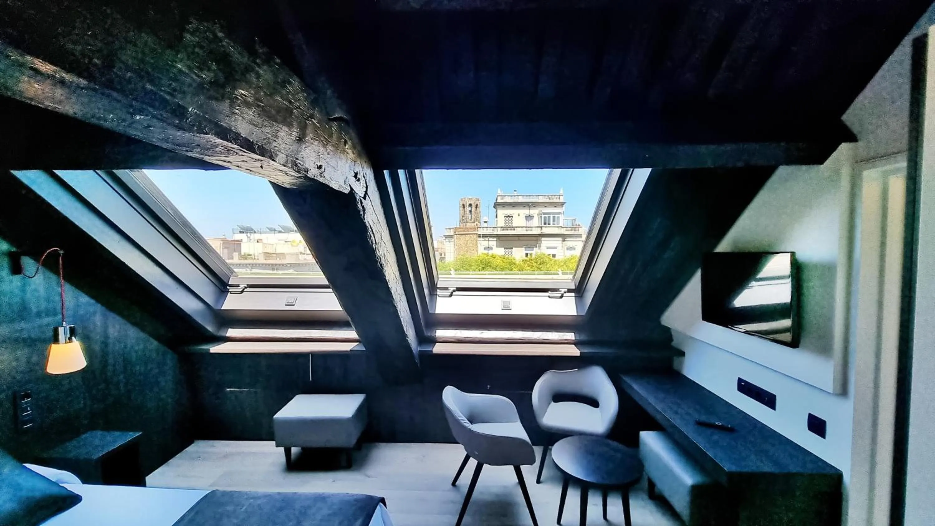 Photo of the whole room in Hotel Sant Agustí