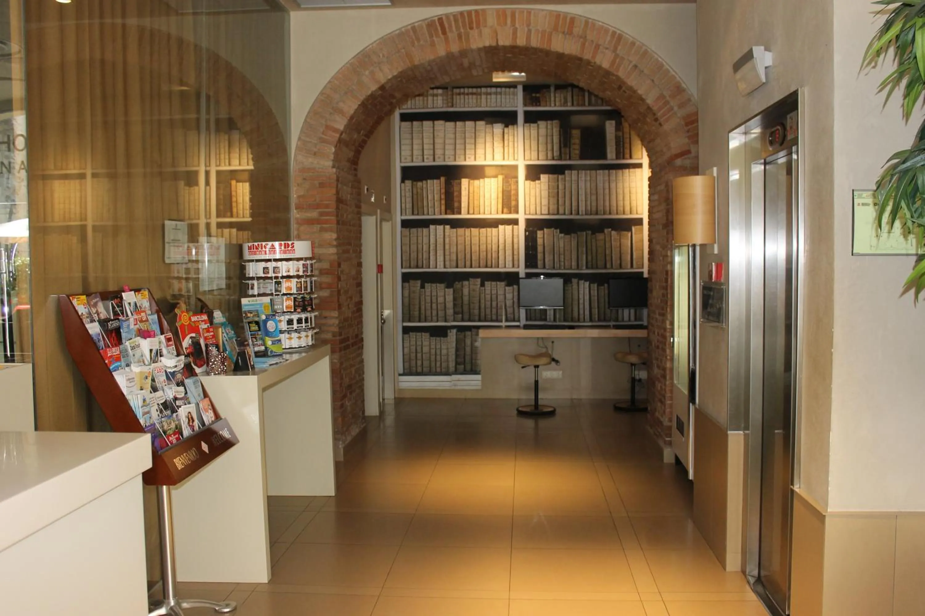 Lobby or reception in Hotel Sant Agustí
