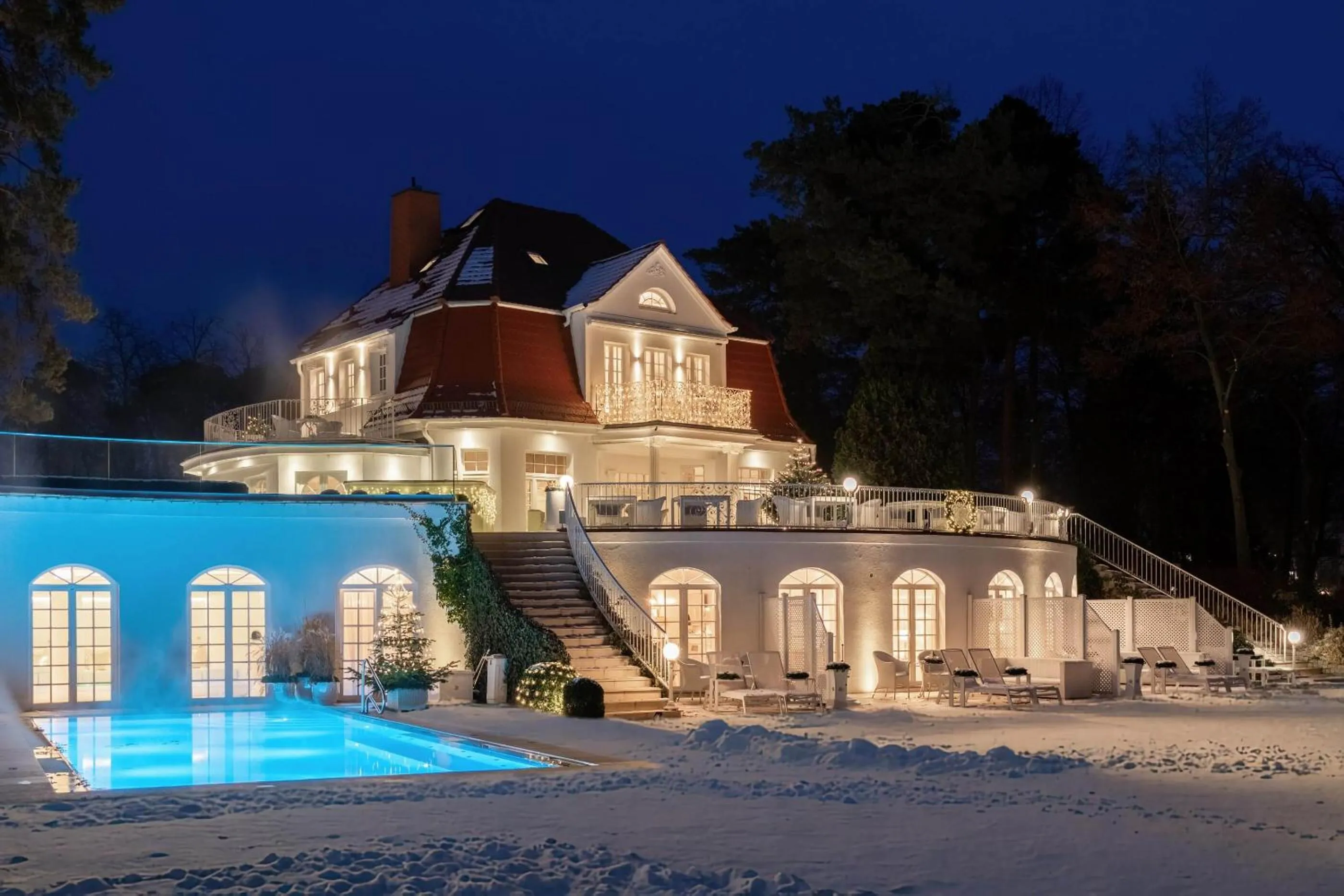 Property building in Villa Contessa - Luxury Spa Hotels