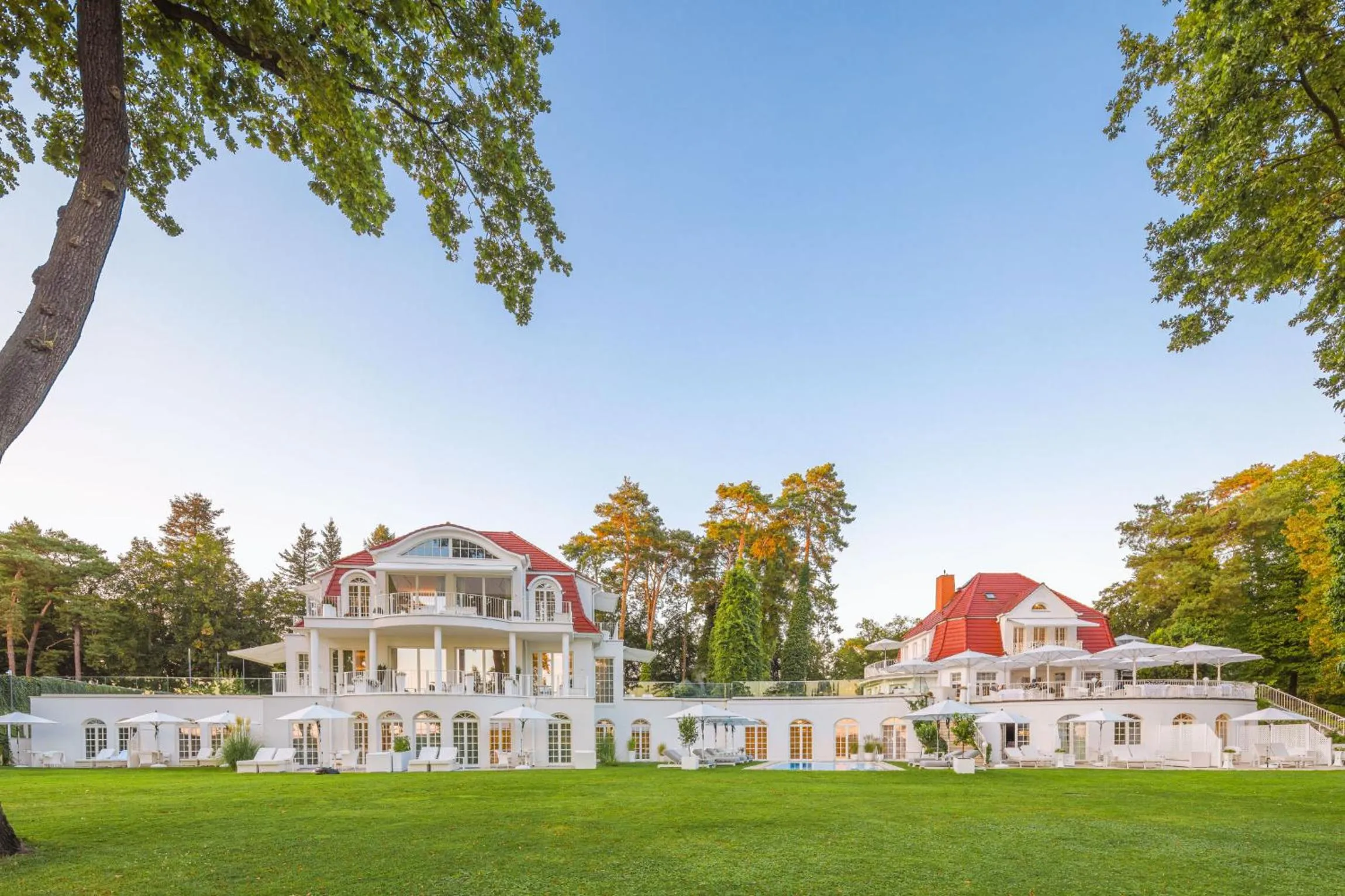 Property building in Villa Contessa - Luxury Spa Hotels