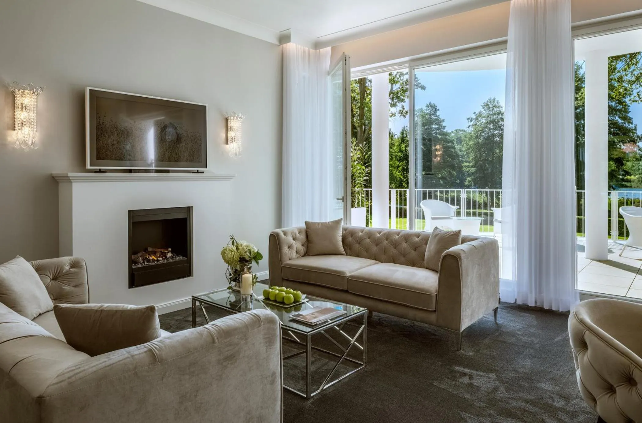 Lobby or reception in Villa Contessa - Luxury Spa Hotels