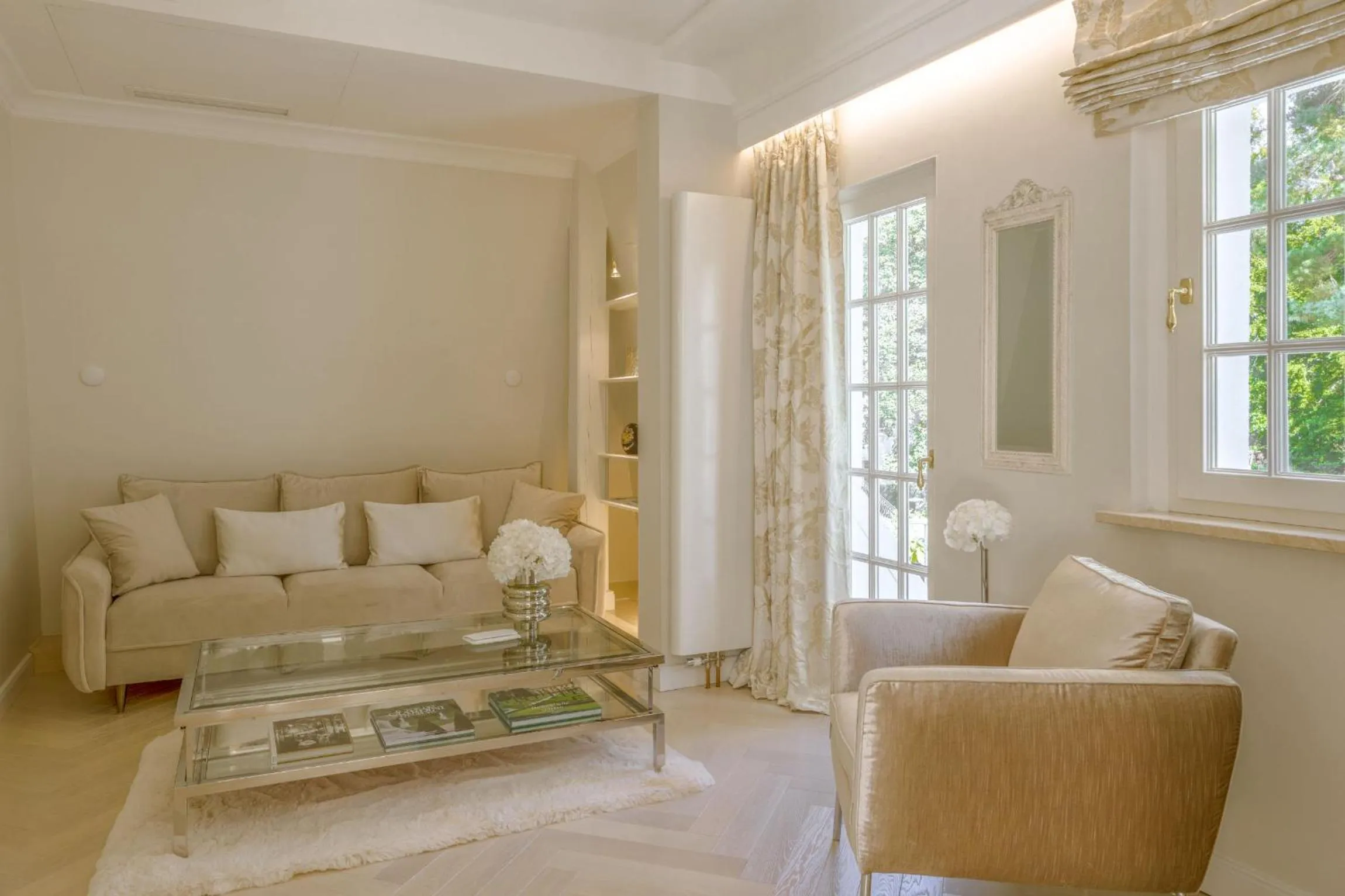 Living room in Villa Contessa - Luxury Spa Hotels
