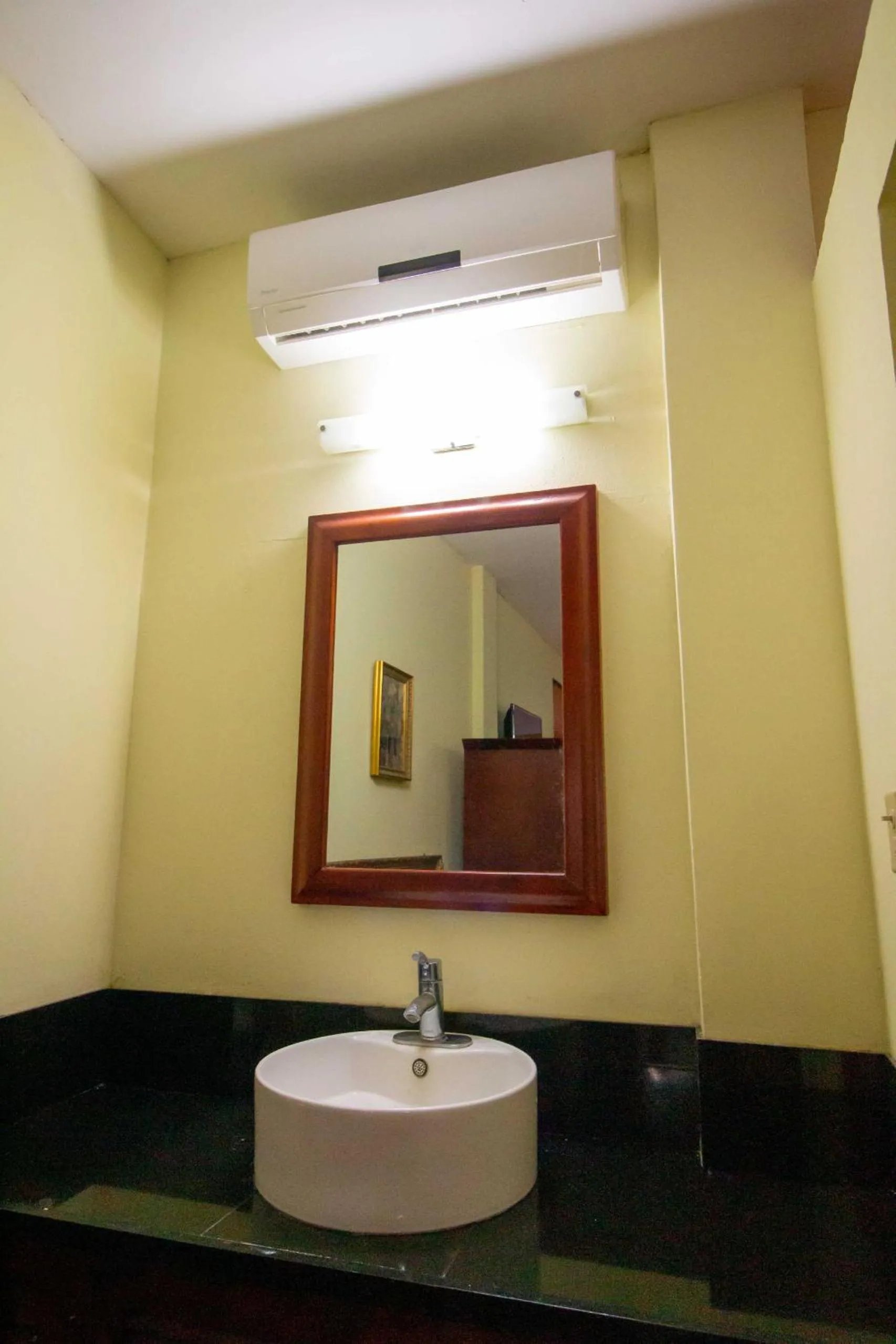 Bathroom in Hotel La Calzada