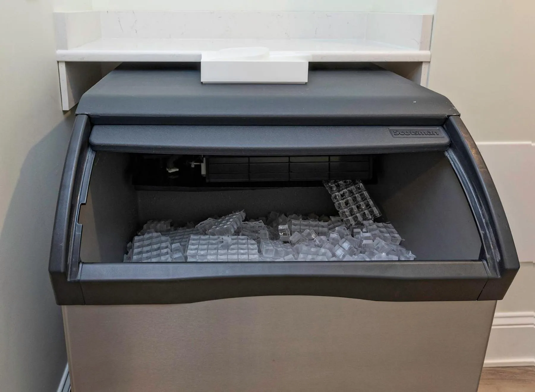 Albermarle #202 Inn at Old Beach