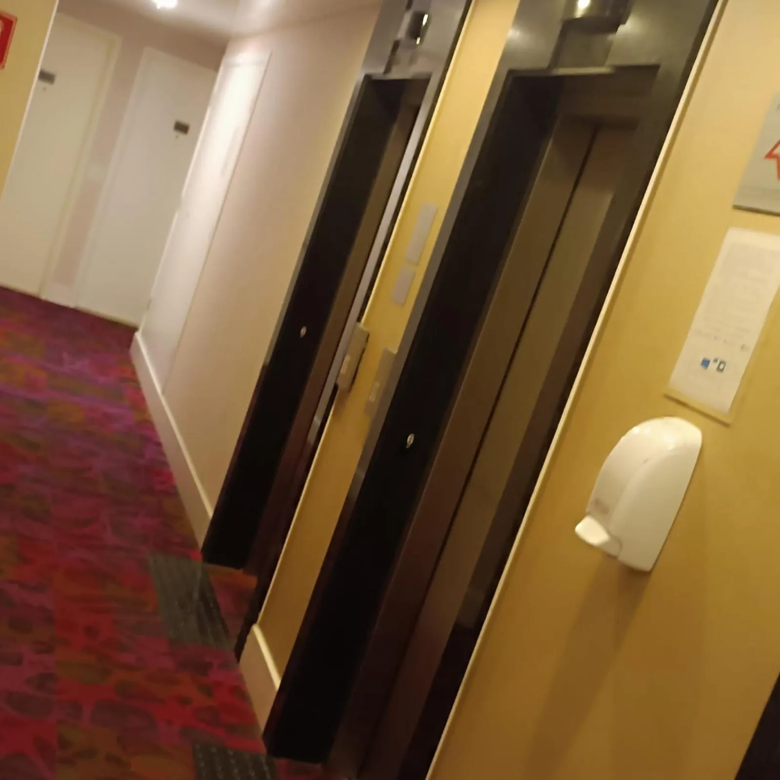 elevator in M-Flat Hotel - Vila Olímpia