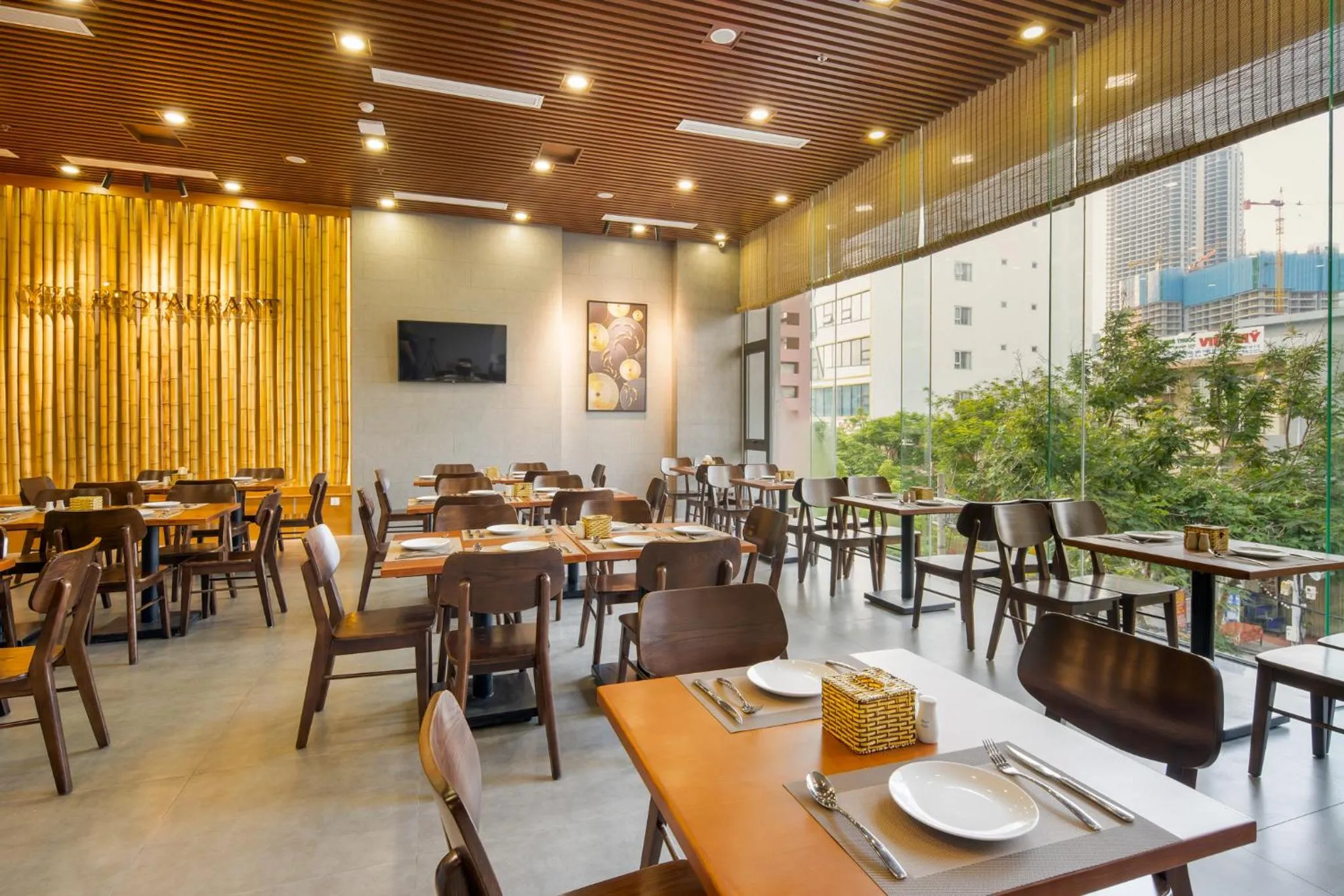 Restaurant/places to eat in Yes Hotel Đà Nẵng