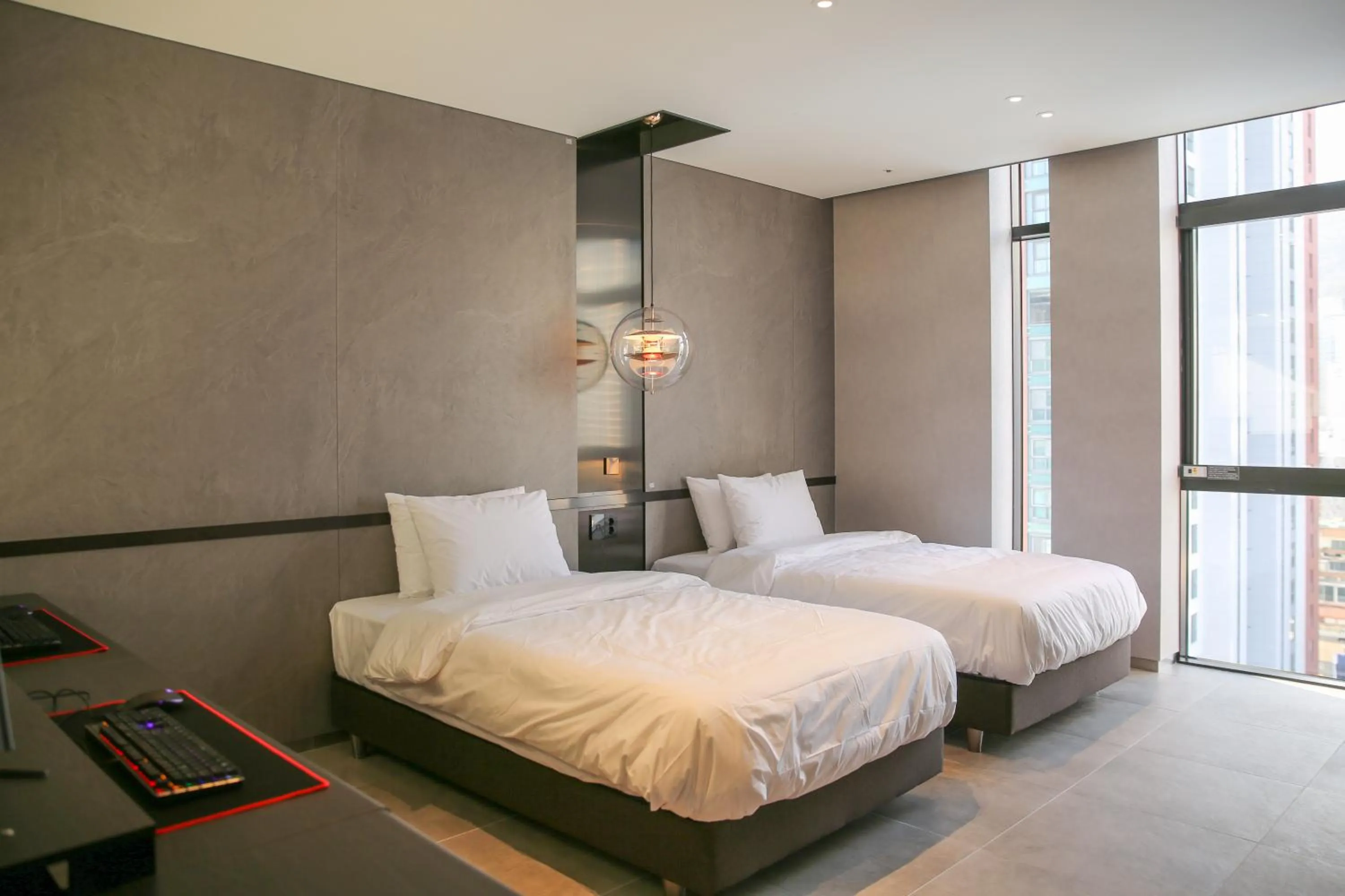 Bed in Rose Bay Hotel