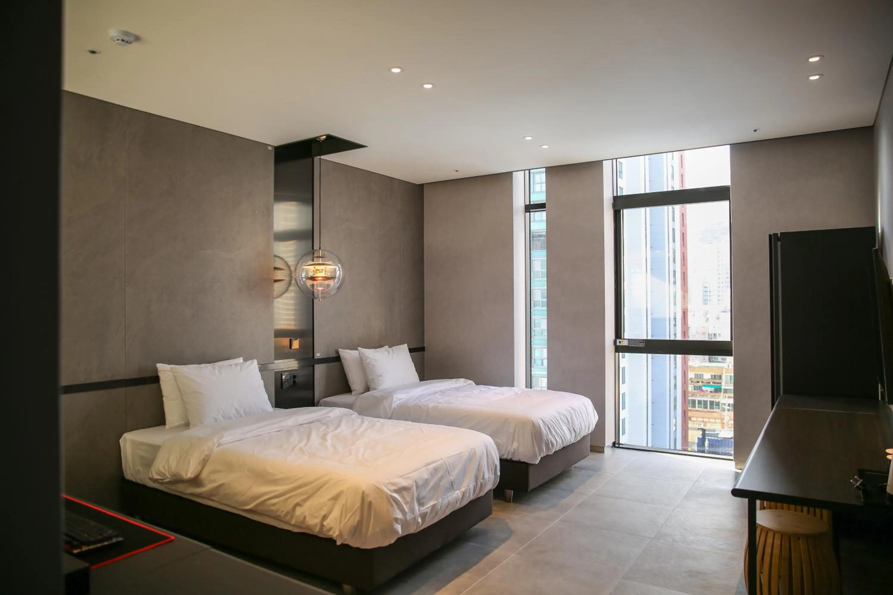 Bed in Rose Bay Hotel