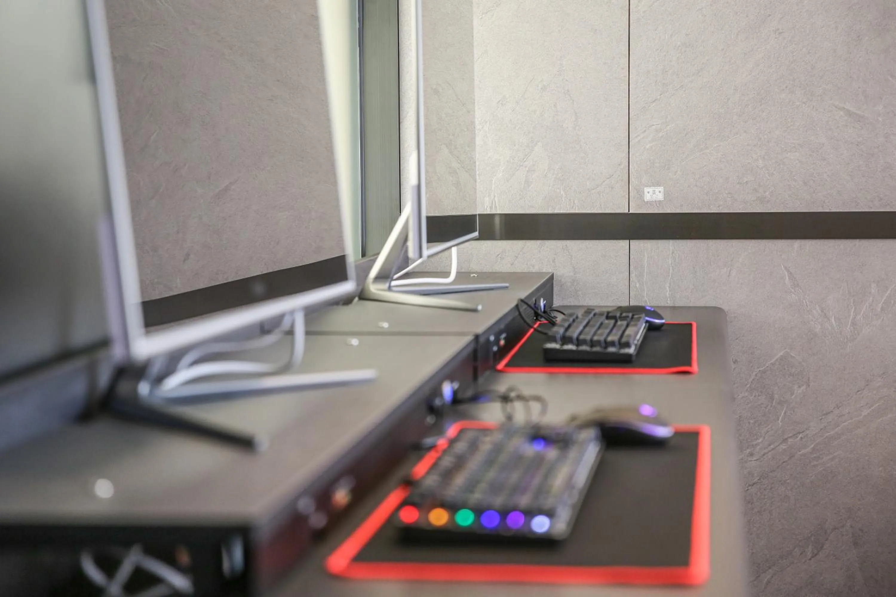 TV and multimedia in Rose Bay Hotel