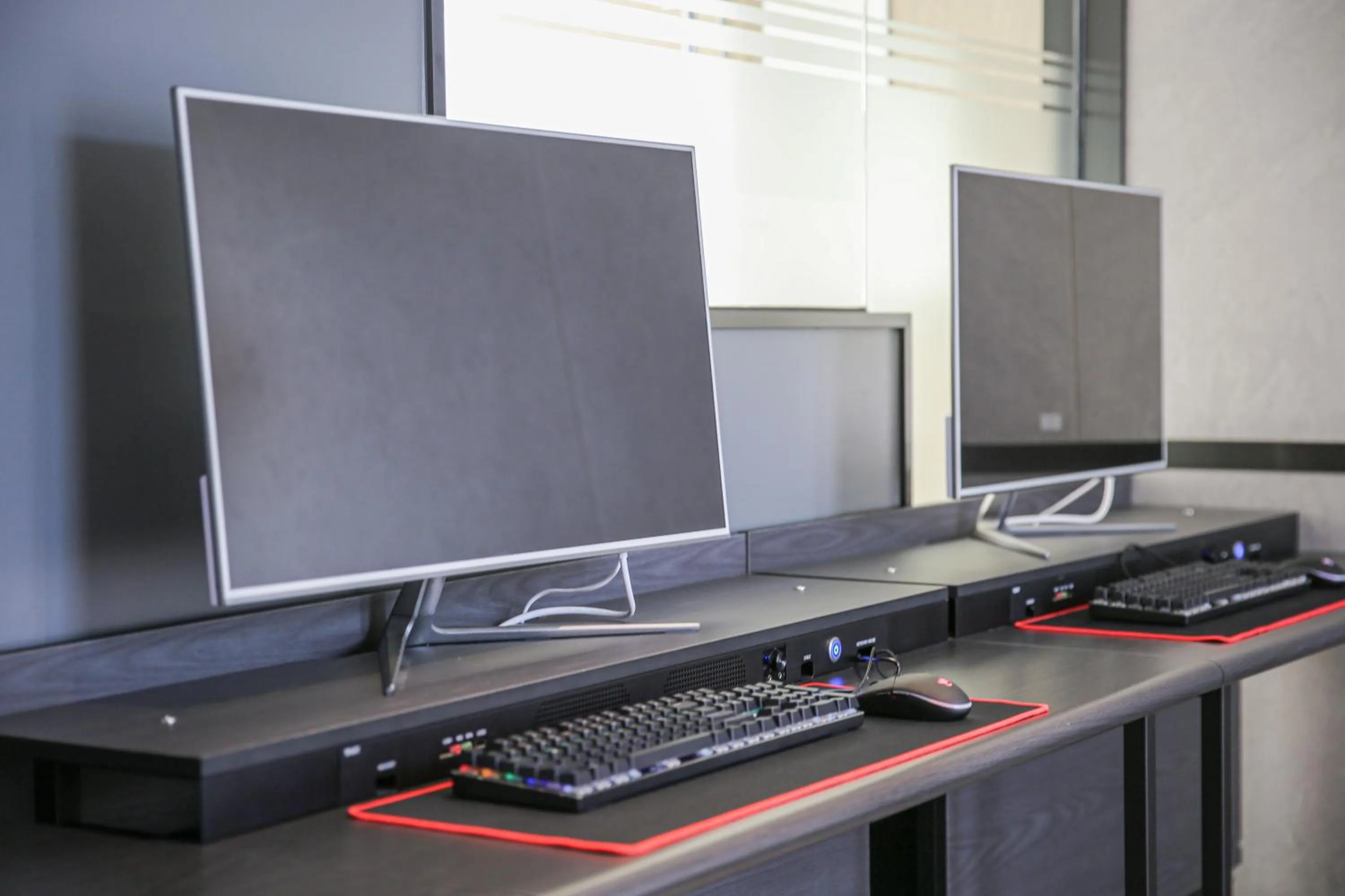 TV and multimedia in Rose Bay Hotel