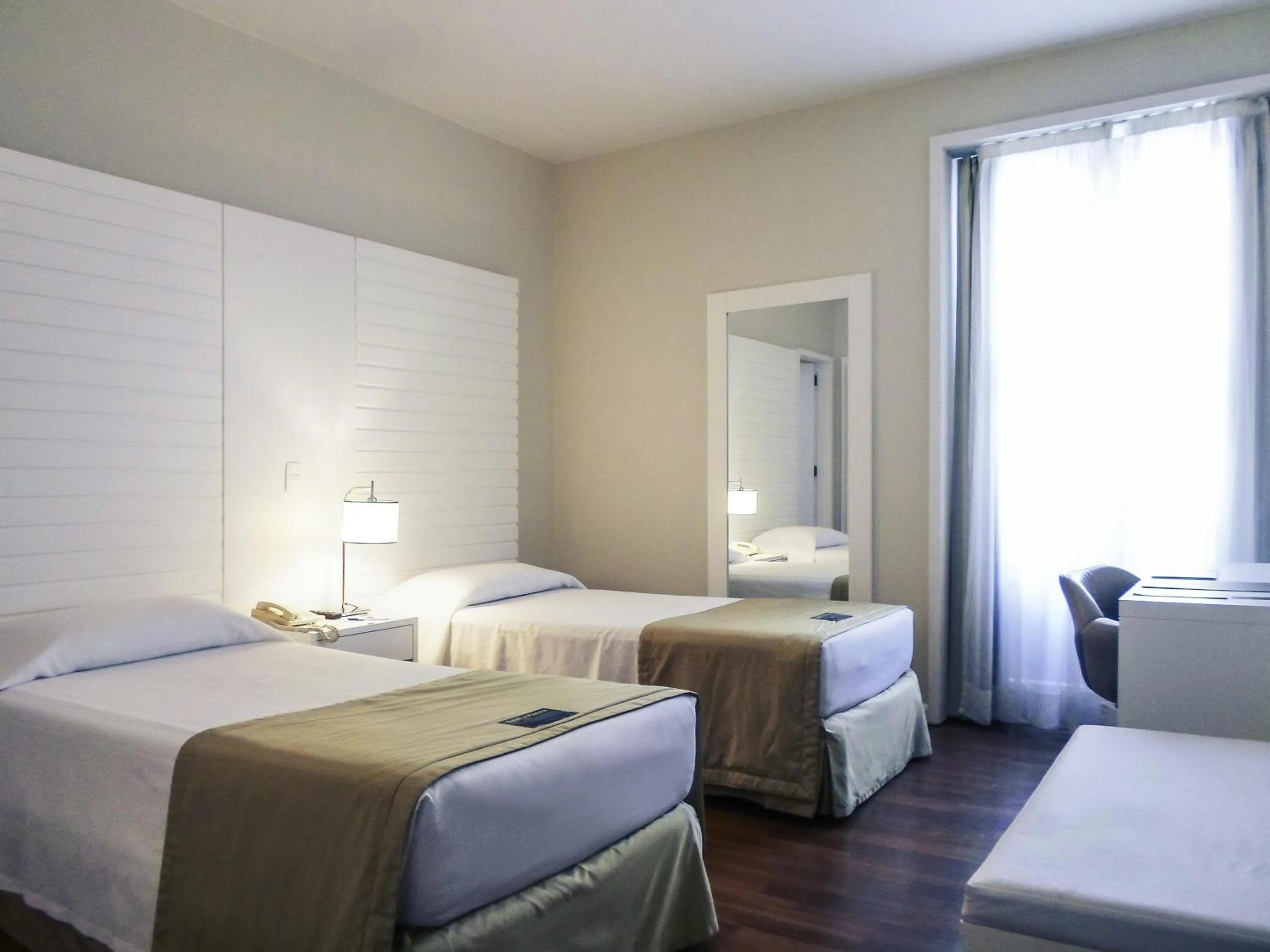 Bedroom, Bed in Mercure Rio Boutique Hotel Copacabana