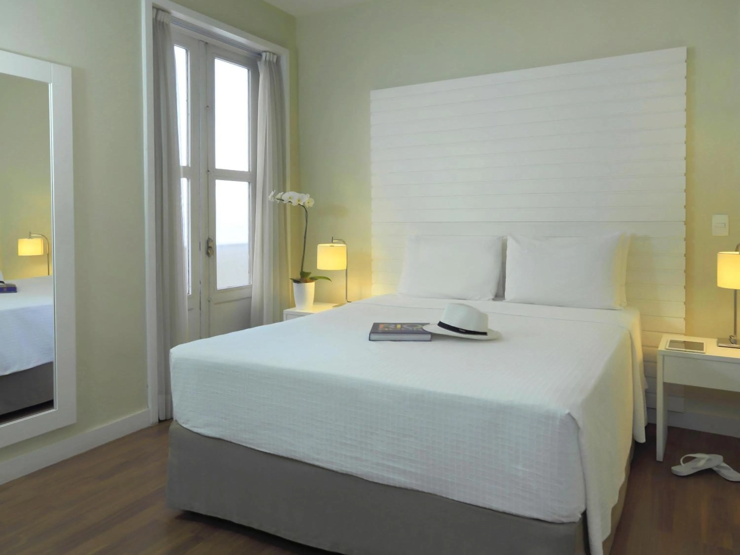 Bedroom, Bed in Mercure Rio Boutique Hotel Copacabana