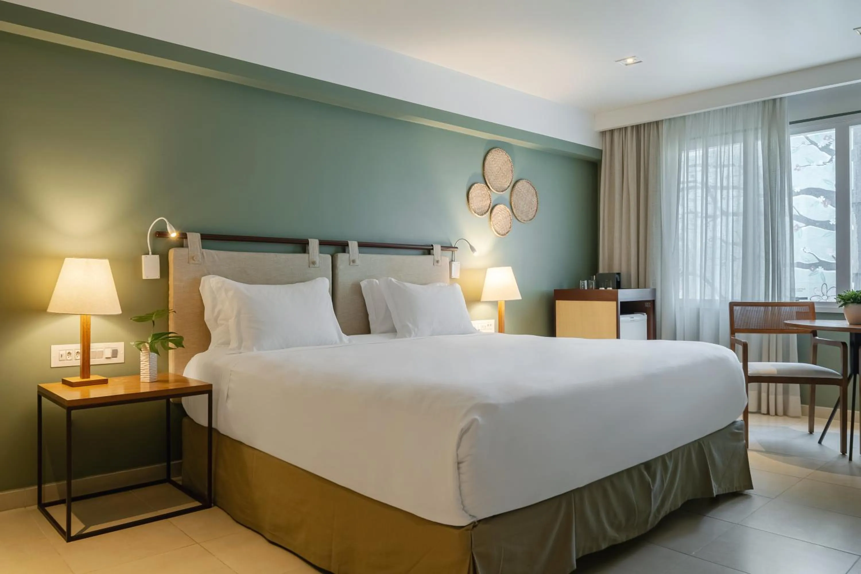 Bedroom, Bed in Grand Mercure Rio de Janeiro Copacabana