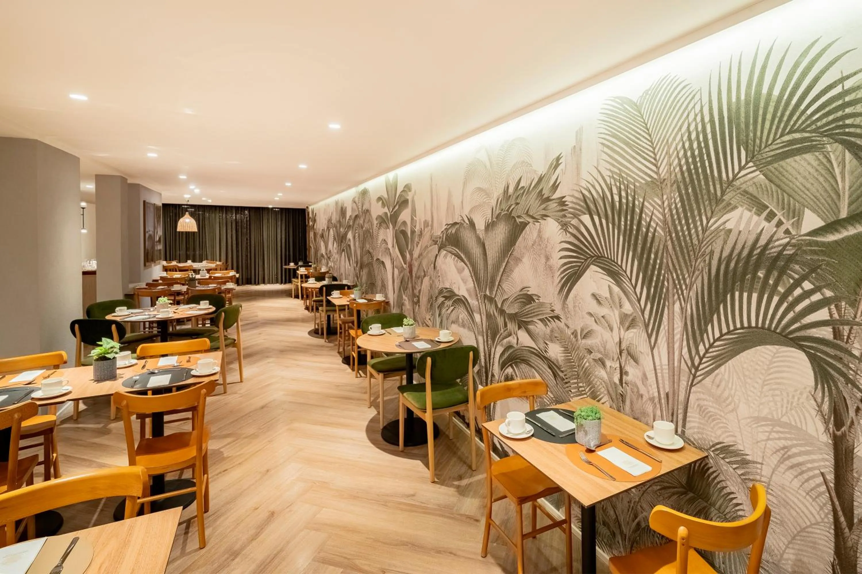 Restaurant/places to eat in Grand Mercure Rio de Janeiro Copacabana