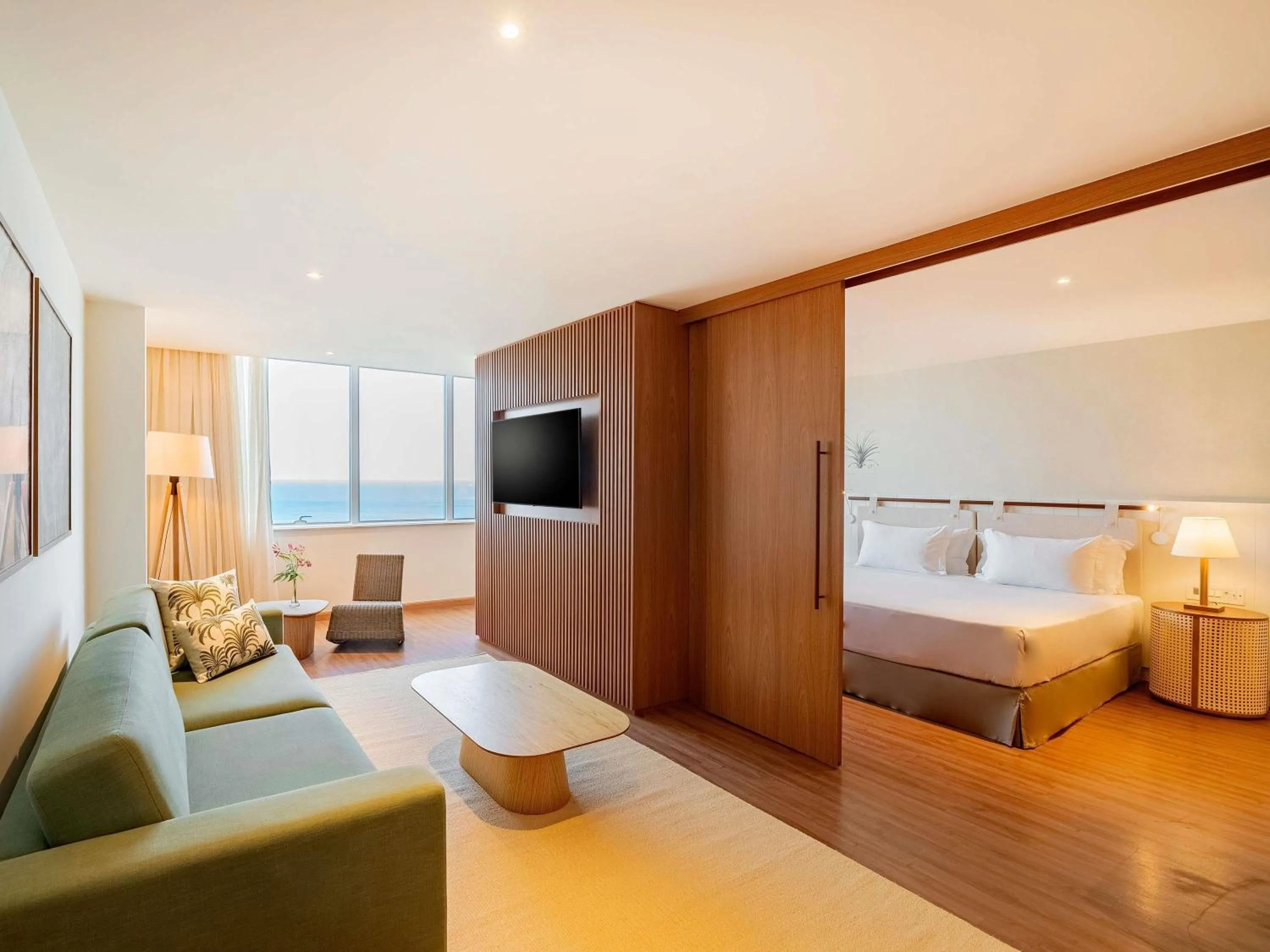 Bedroom, Bed in Grand Mercure Rio de Janeiro Copacabana