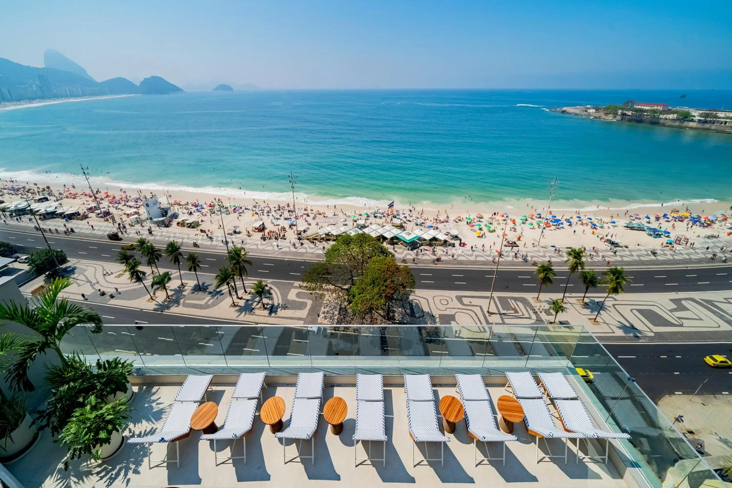 Balcony/Terrace in Grand Mercure Rio de Janeiro Copacabana