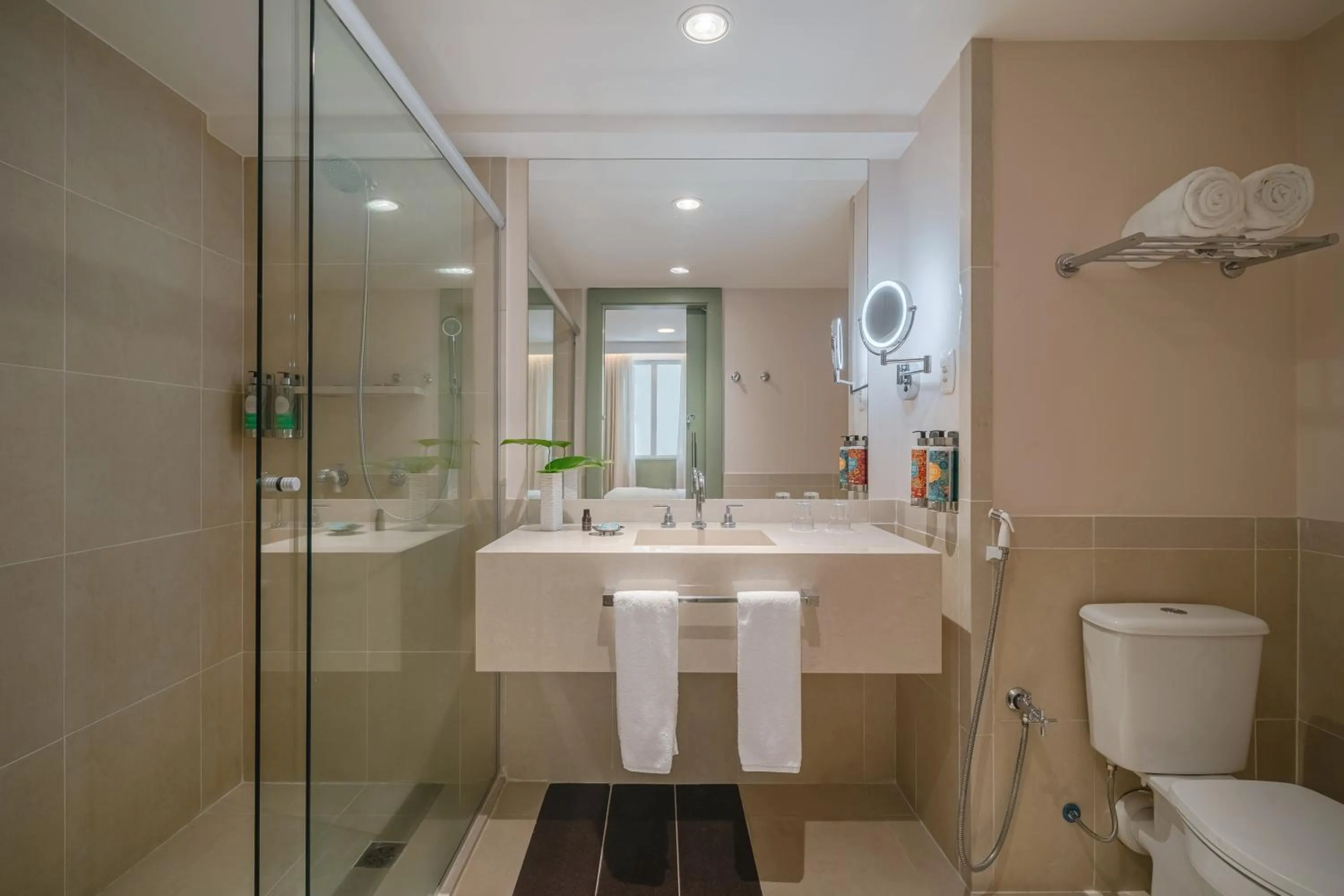 Bathroom in Grand Mercure Rio de Janeiro Copacabana