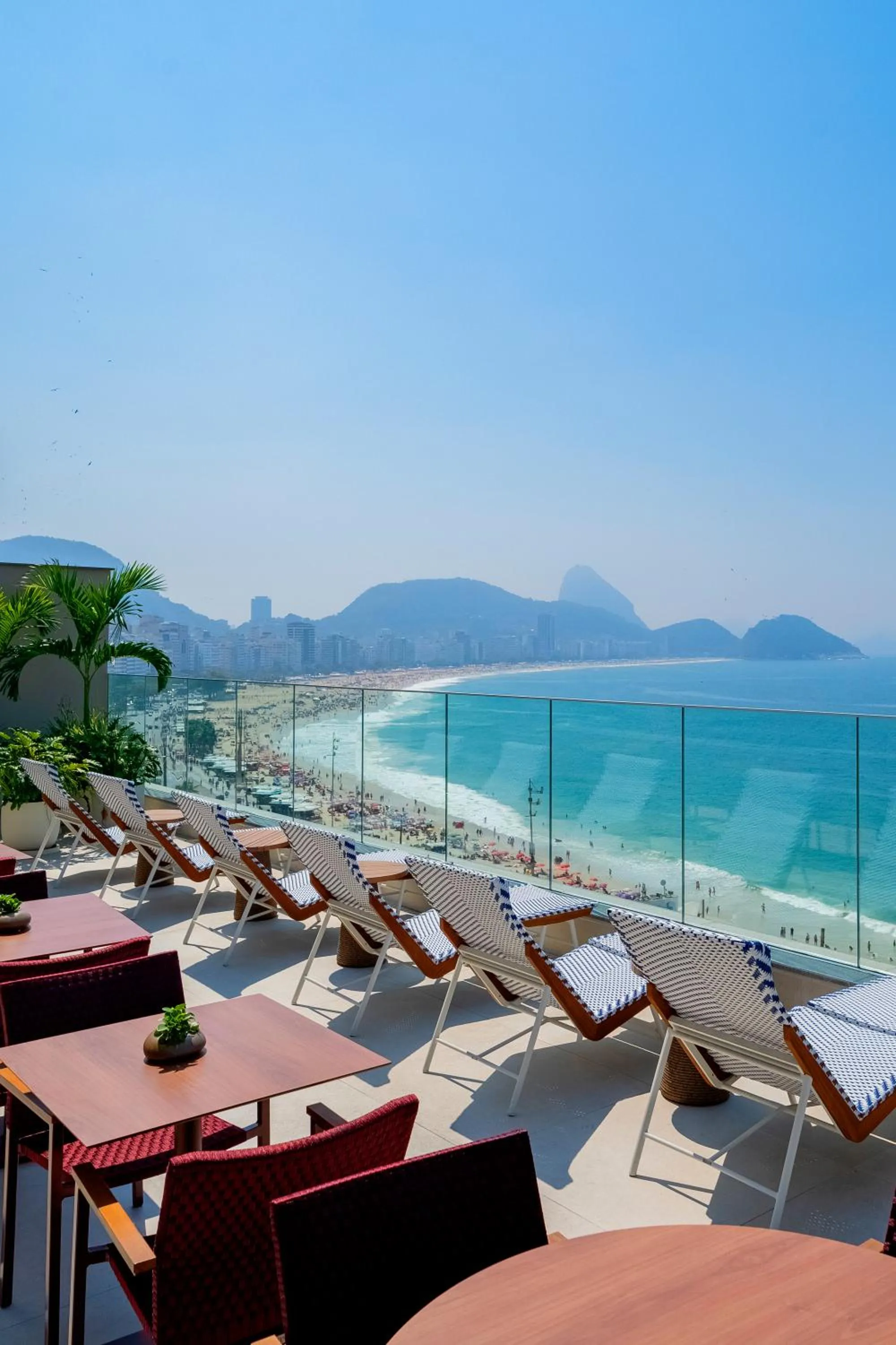 Balcony/Terrace in Grand Mercure Rio de Janeiro Copacabana