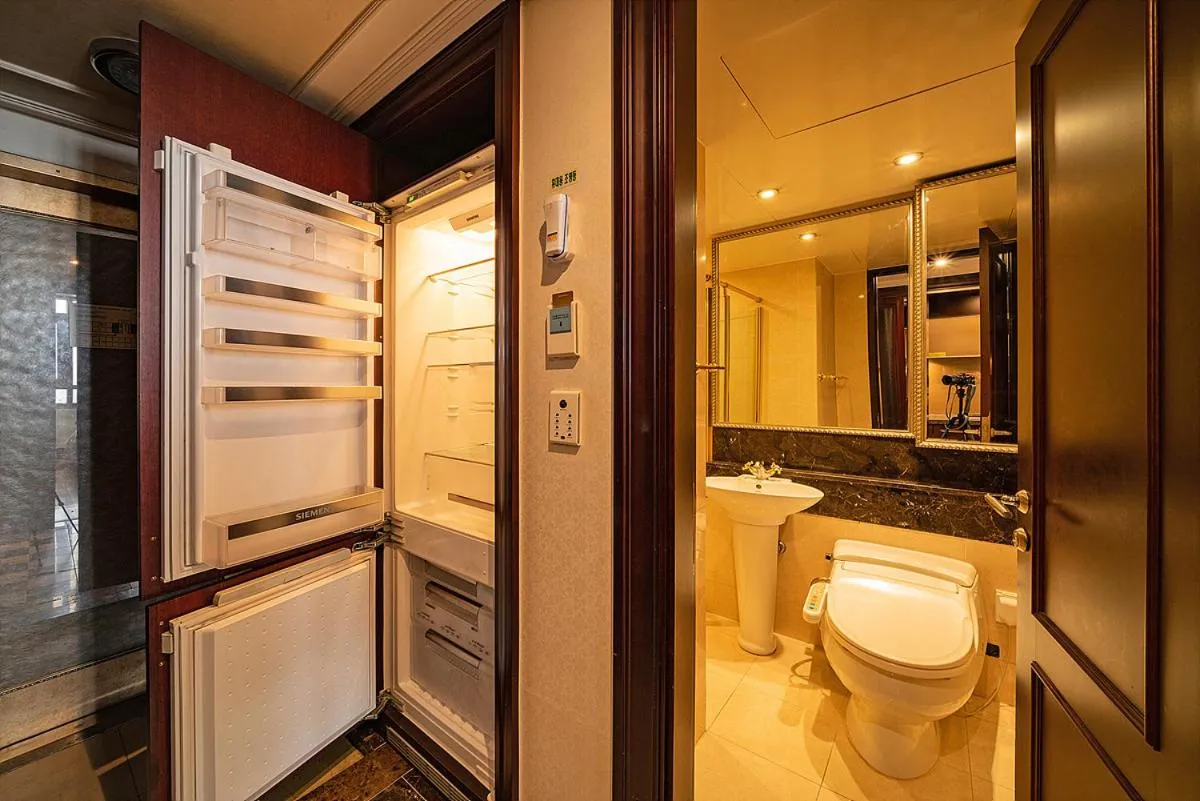 Yeoksam Artnouveau City Hotel and Residence