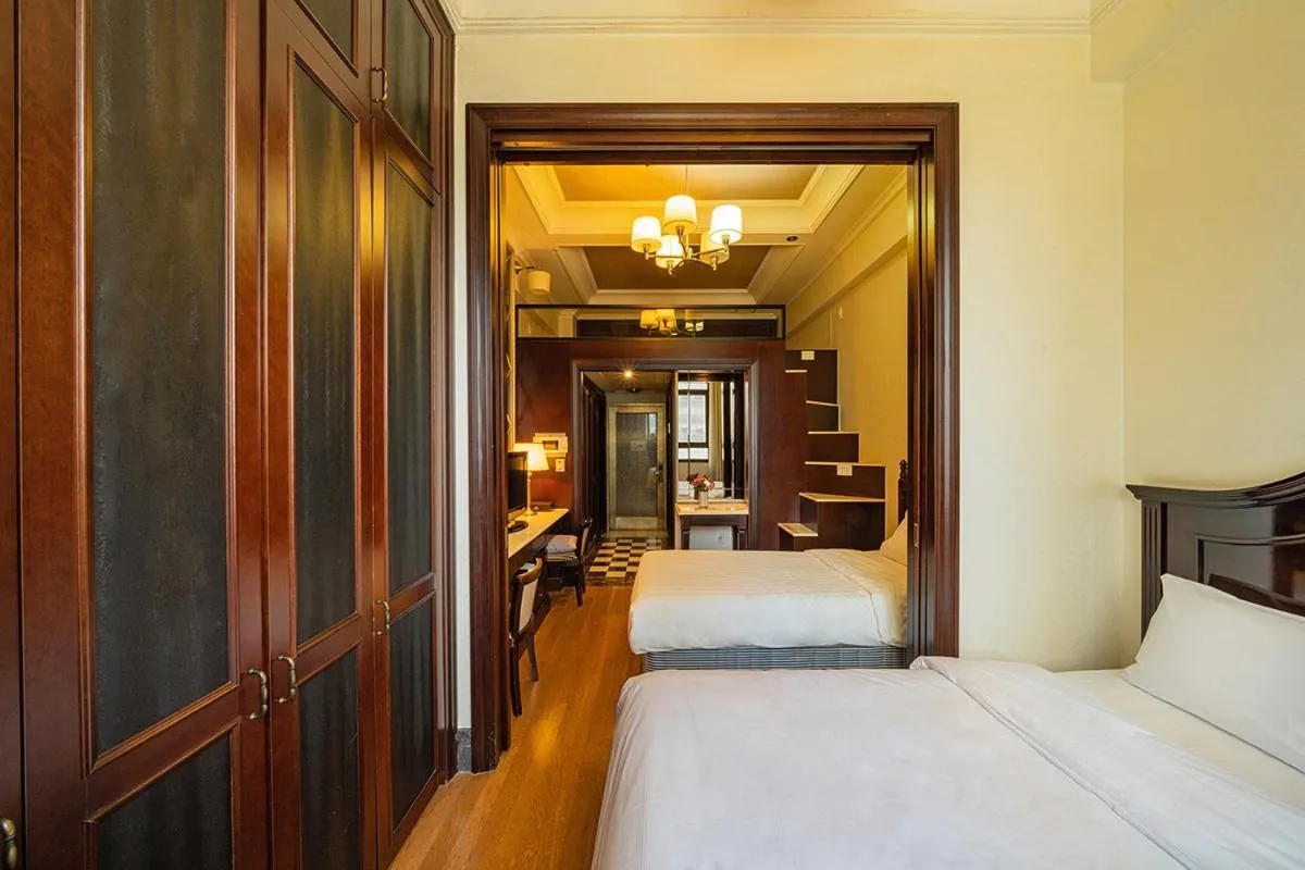 Bed in Yeoksam Artnouveau City Hotel and Residence