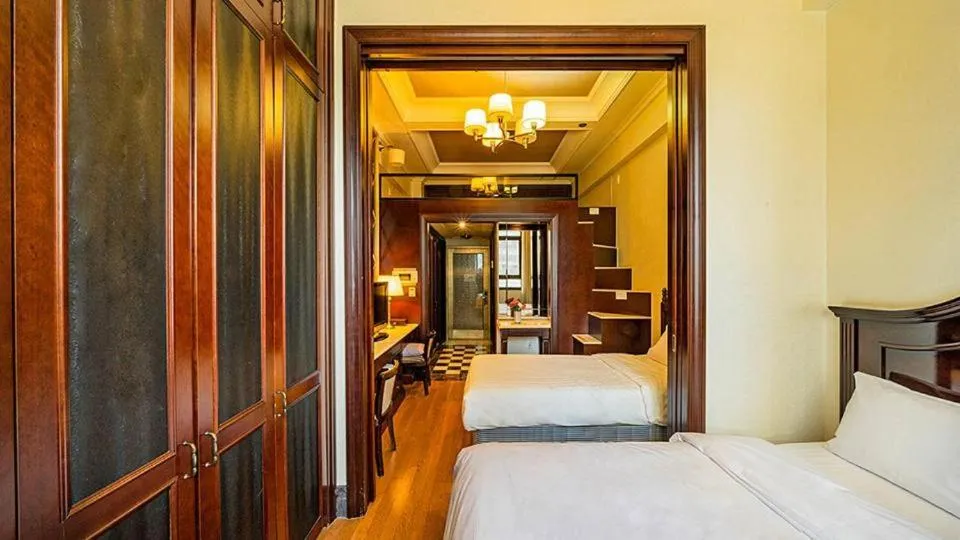 Bed in Yeoksam Artnouveau City Hotel and Residence