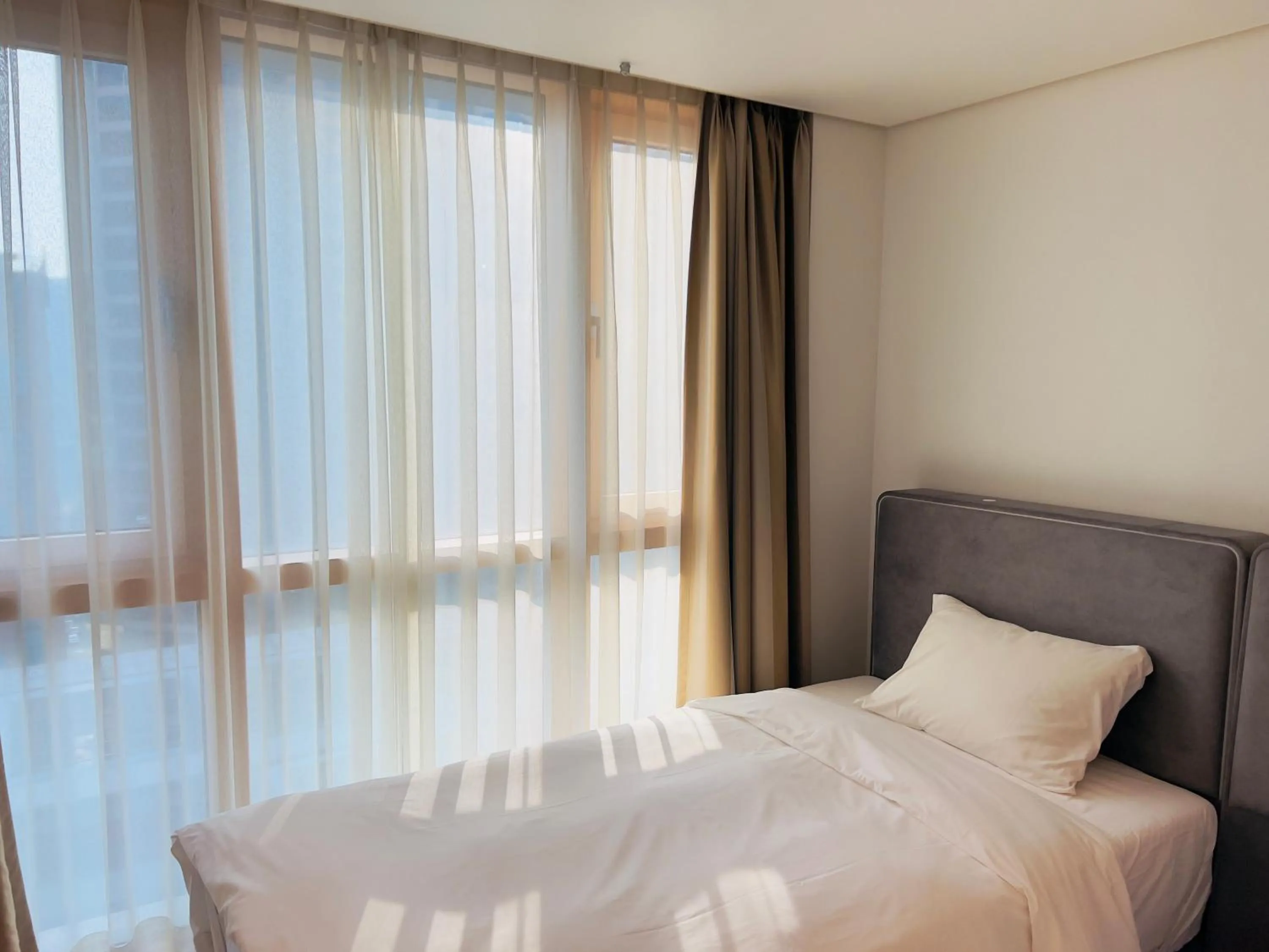 Bed in Busan Centum Victoria hotel