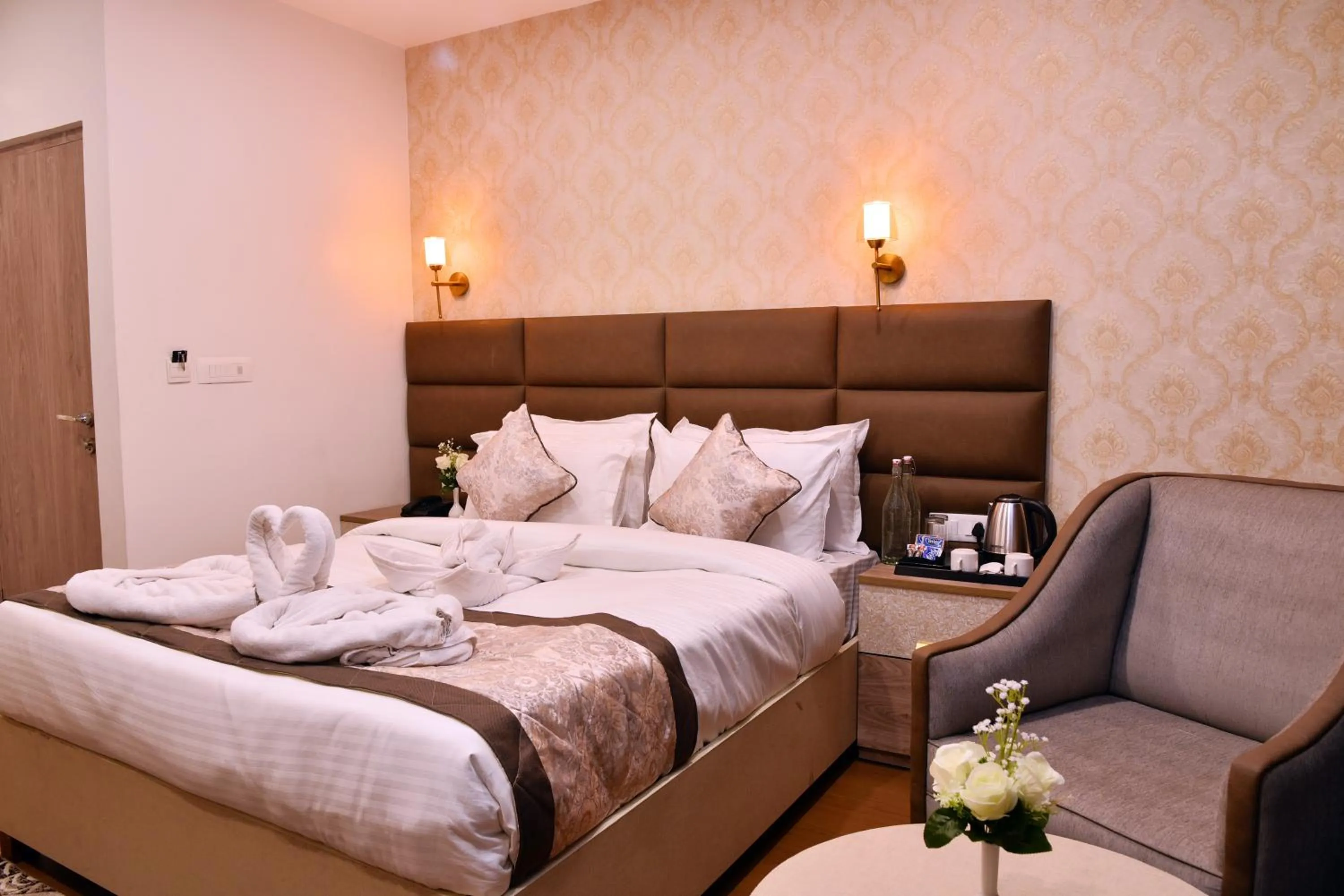 Bedroom, Bed in Rufina Pinasa Residency