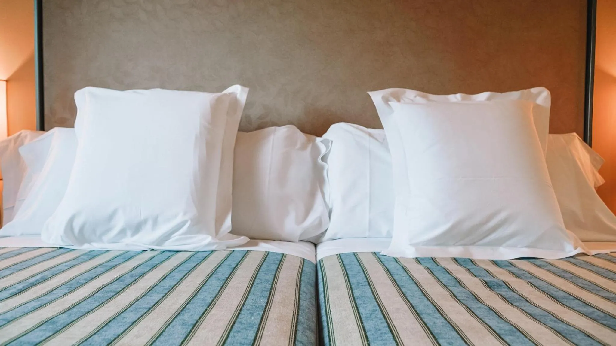 Bed in Apartamentos Vértice Sevilla Aljarafe