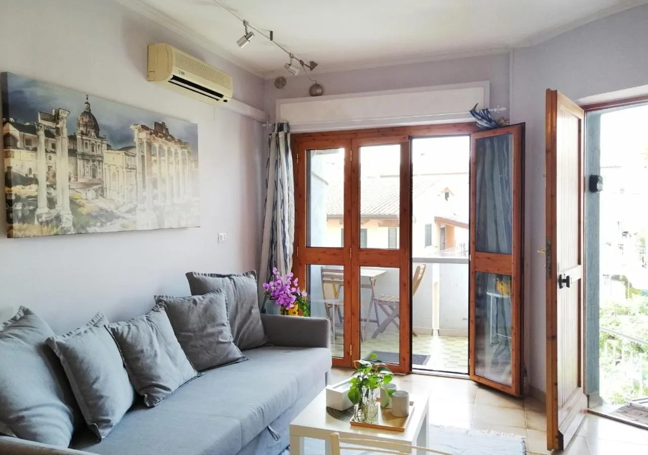 Living room in HoliHome_Mediterraneo - Splendido, 50m dal mare