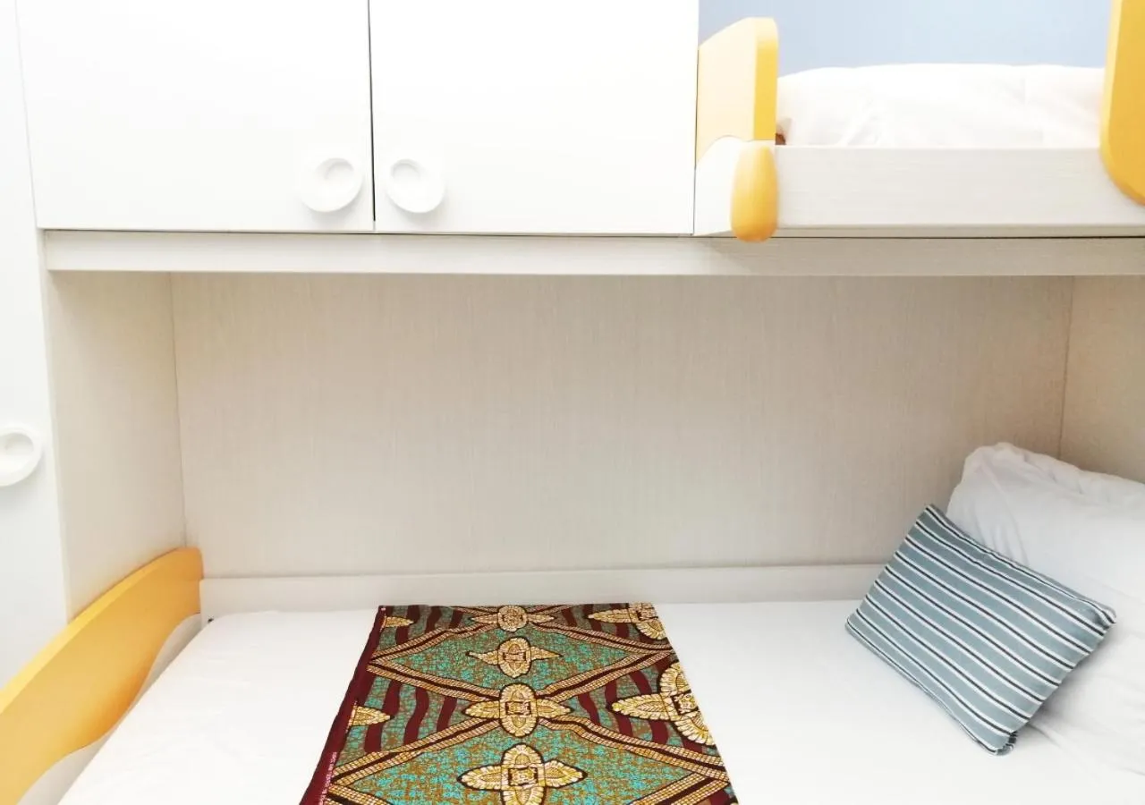 Bed in HoliHome_Mediterraneo - Splendido, 50m dal mare