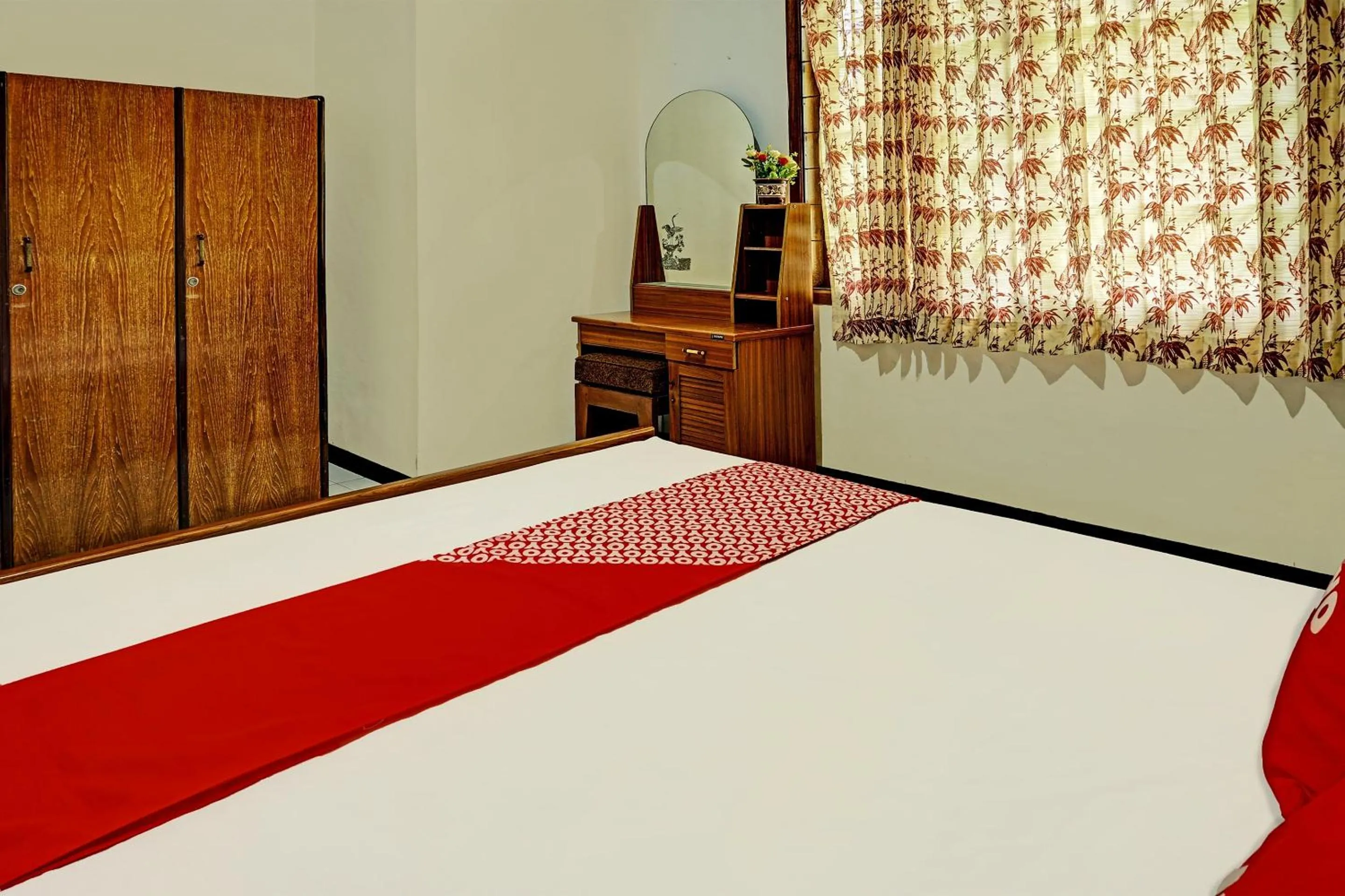 Bedroom, Bed in OYO Life 92376 Agape Villa