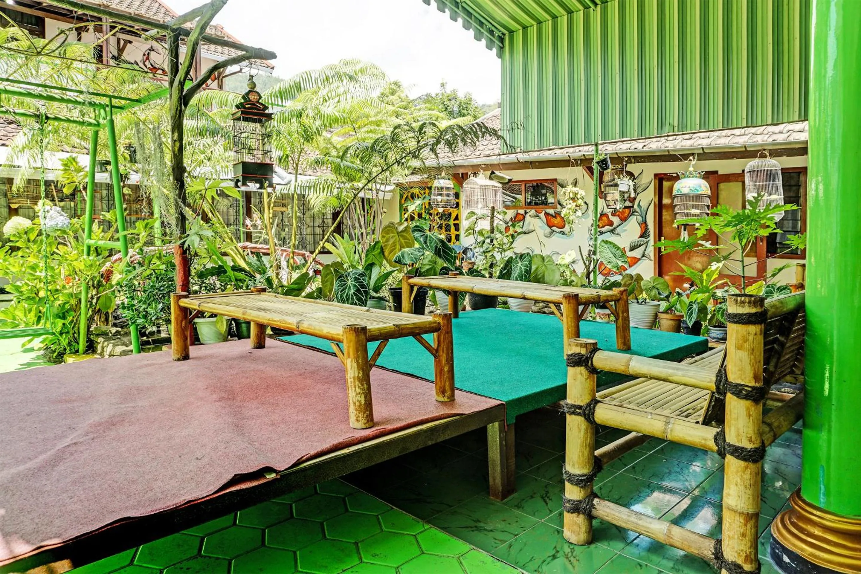 Lobby or reception in OYO Life 92376 Agape Villa