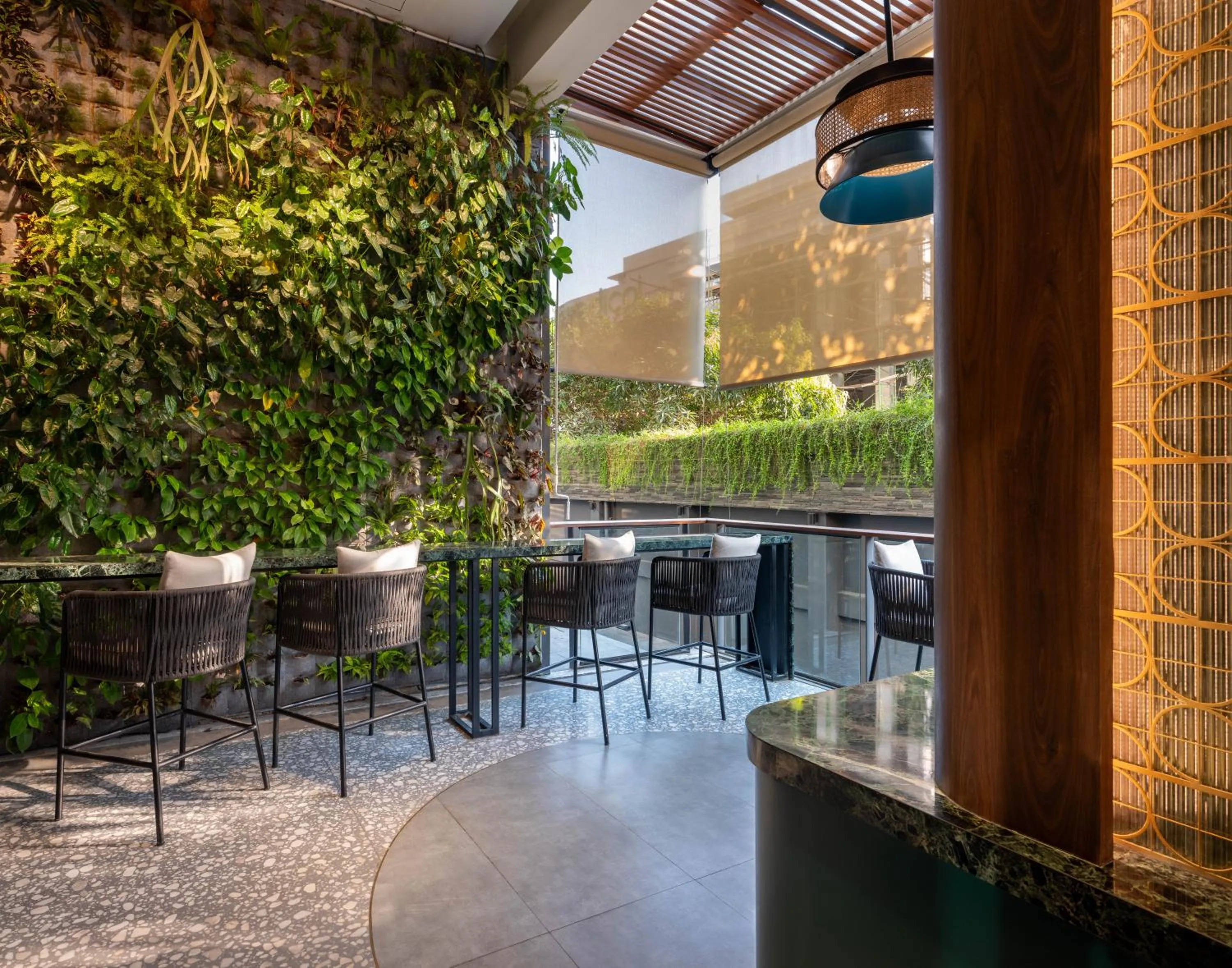 Restaurant/places to eat in Herloom Hotel & Residence BSD Tangerang