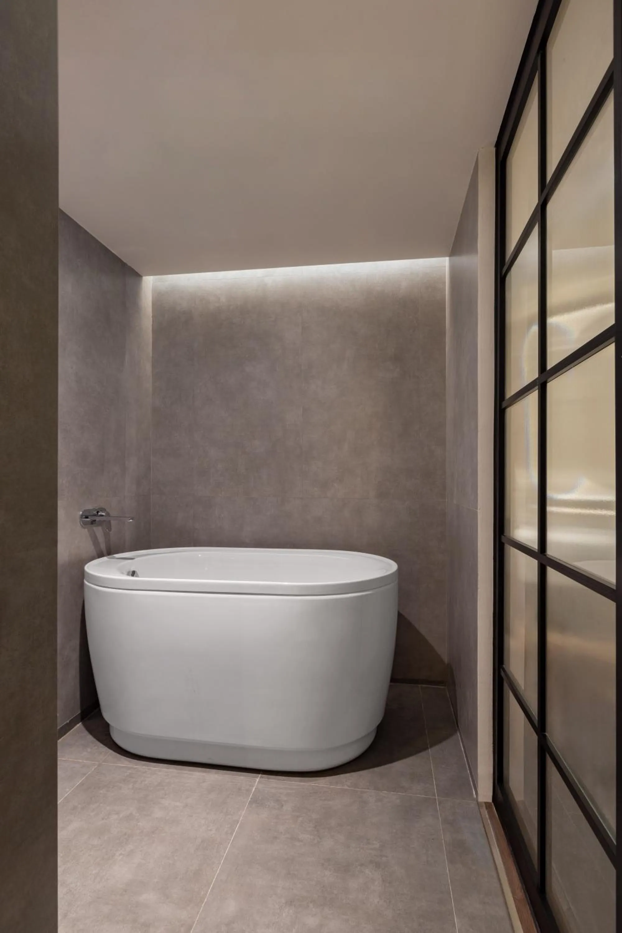 Bath in Herloom Hotel & Residence BSD Tangerang