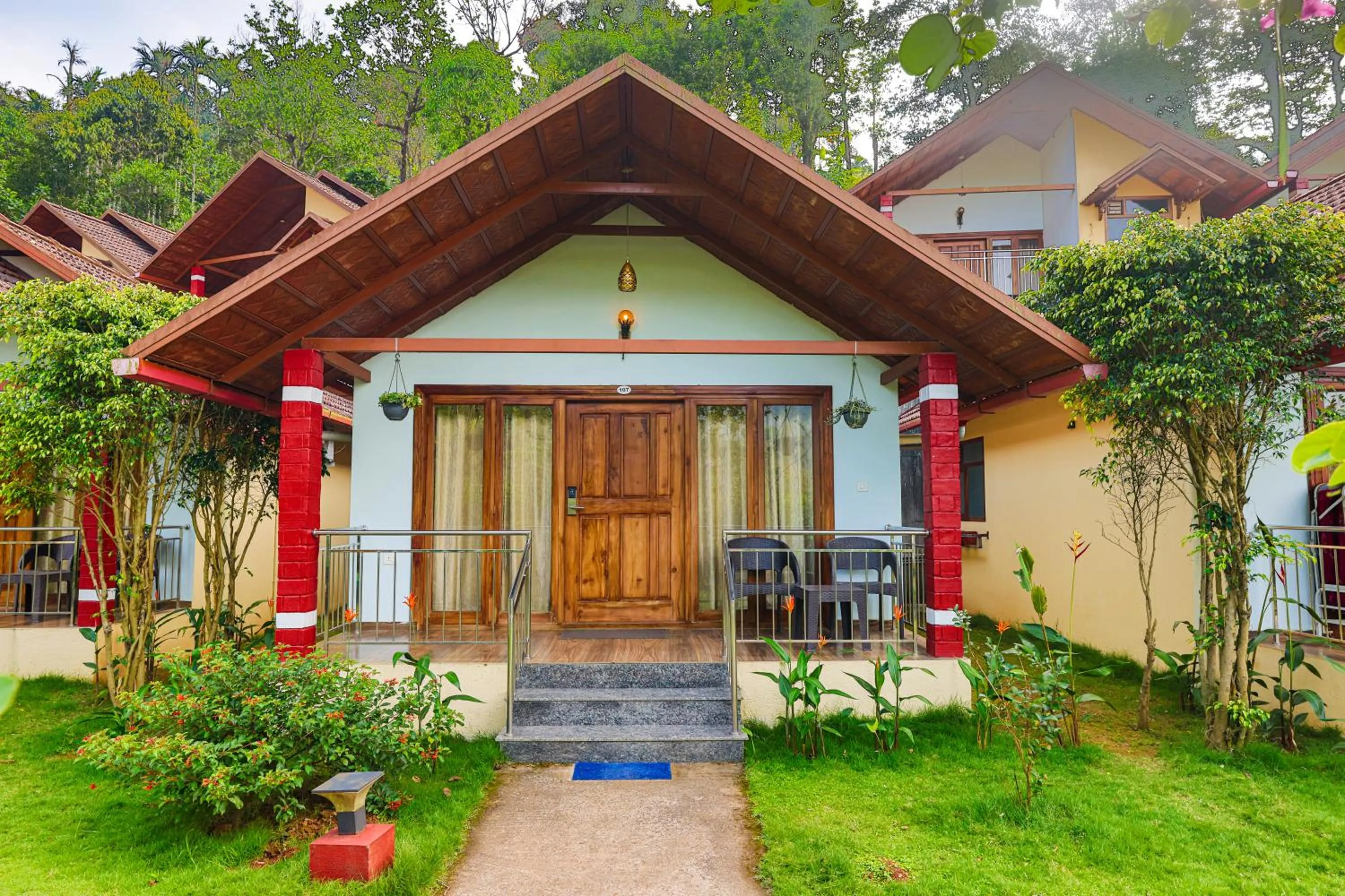 Facade/entrance in Hill Crest Resort - Coorg