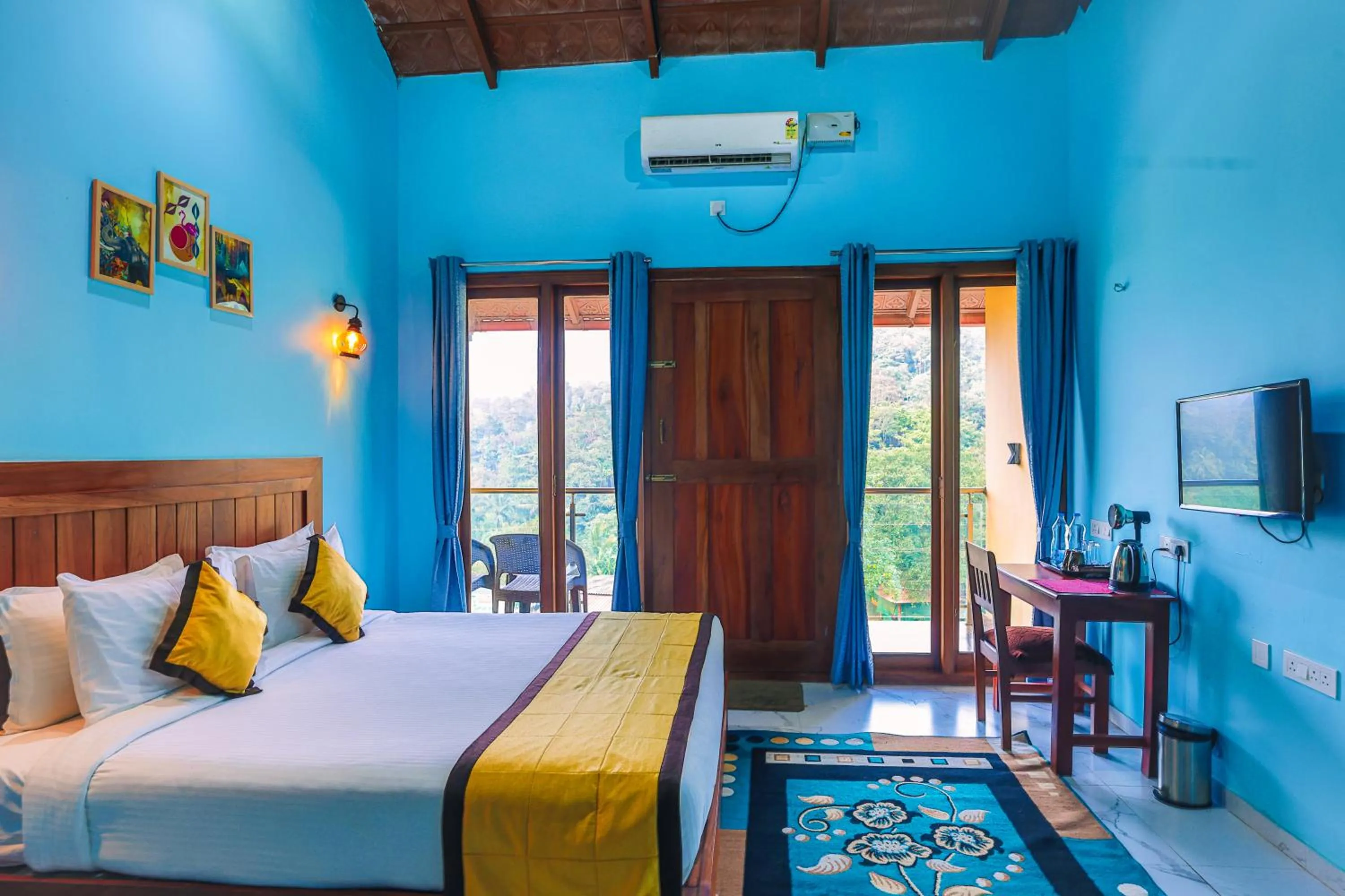 Bed in Hill Crest Resort - Coorg