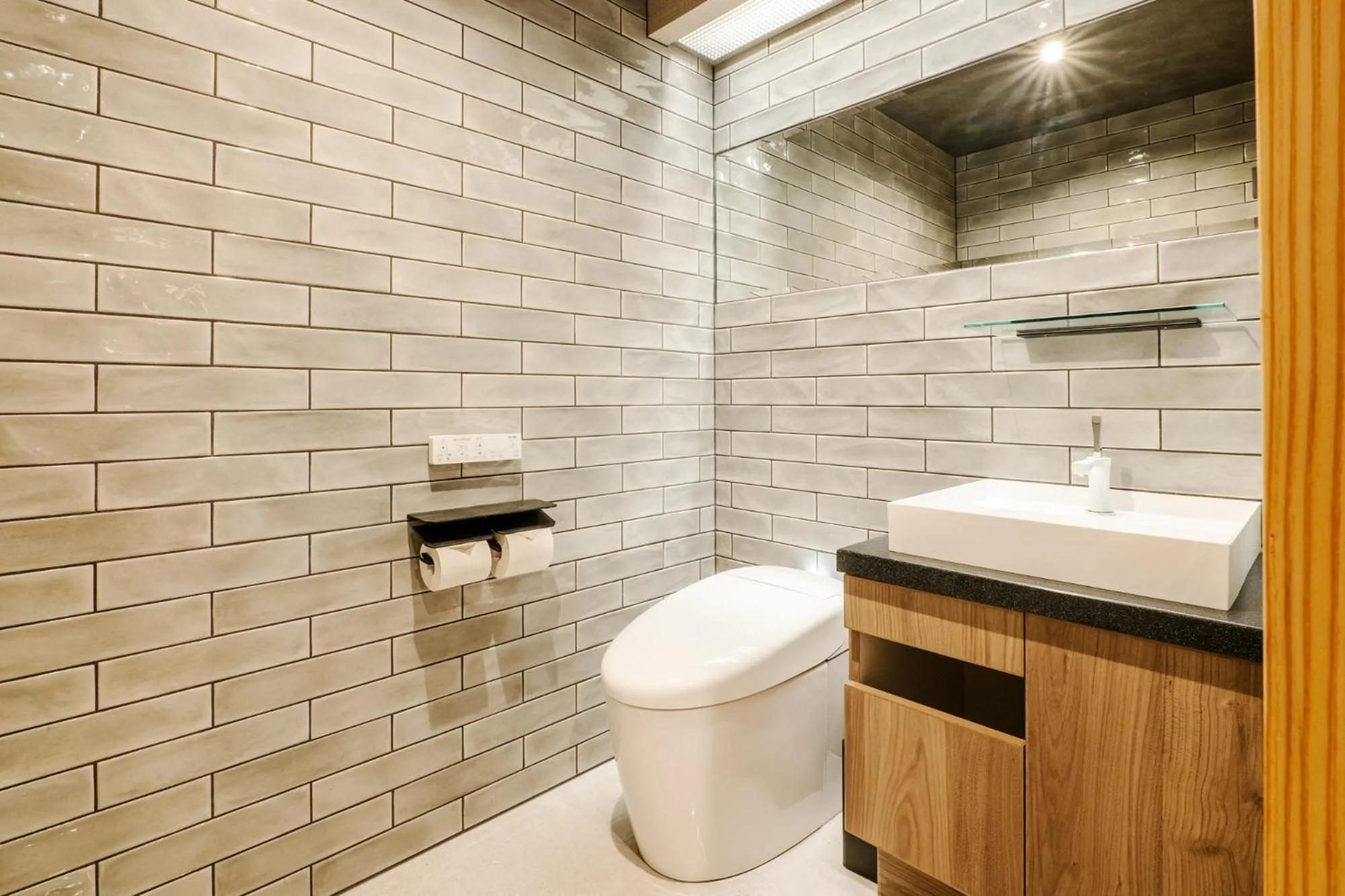 Toilet in UreshinoOnsen URESHINO YADOYA