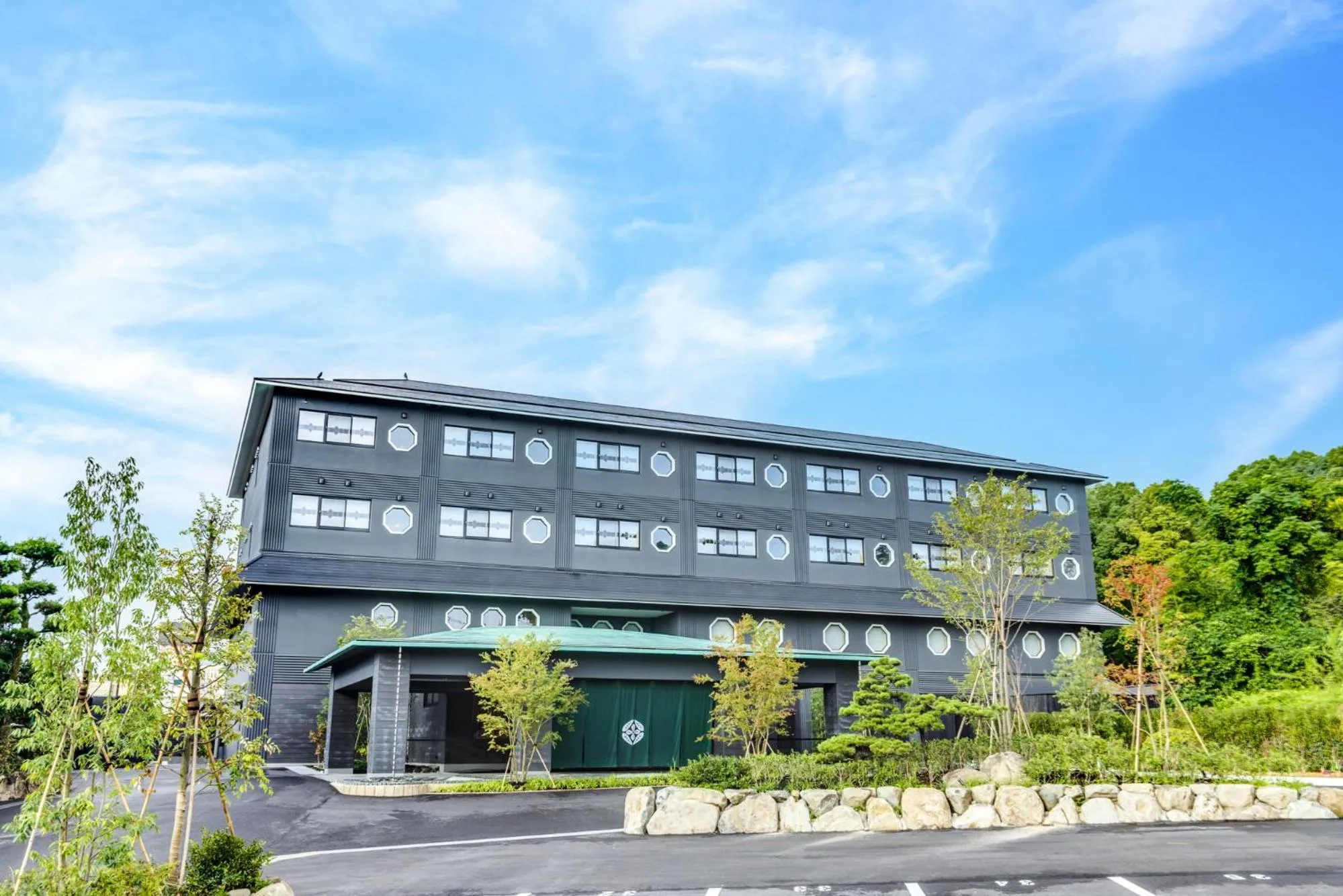 Property building in UreshinoOnsen URESHINO YADOYA